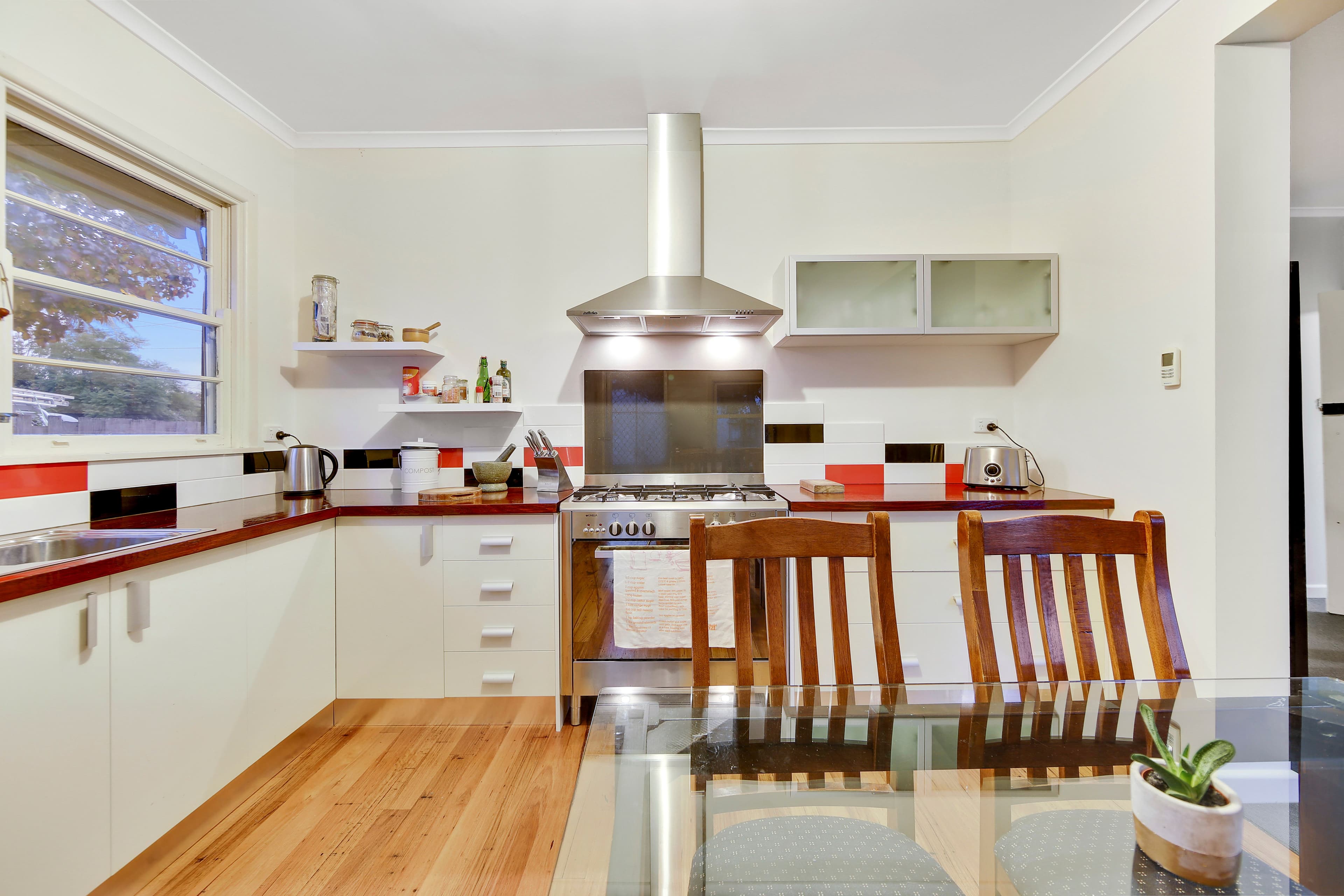 1 Eton Court, Frankston VIC 3199, Frankston - Thumbnail 2
