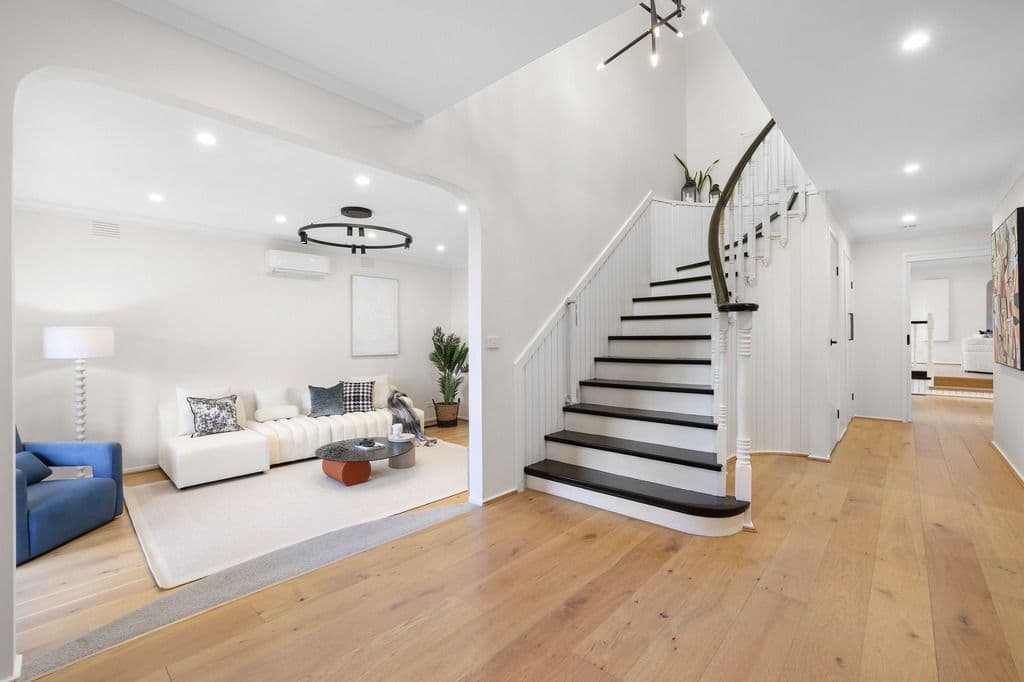 8 Buxton Court, Wheelers Hill VIC 3150, Wheelers Hill - Thumbnail 3