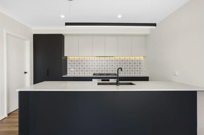 13 Farmington Road, Wyndham Vale VIC 3024, Wyndham Vale - Thumbnail 2