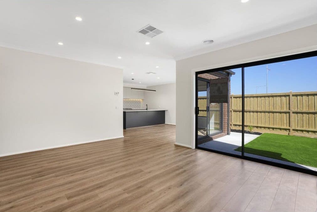 13 Farmington Road, Wyndham Vale VIC 3024, Wyndham Vale - Thumbnail 4