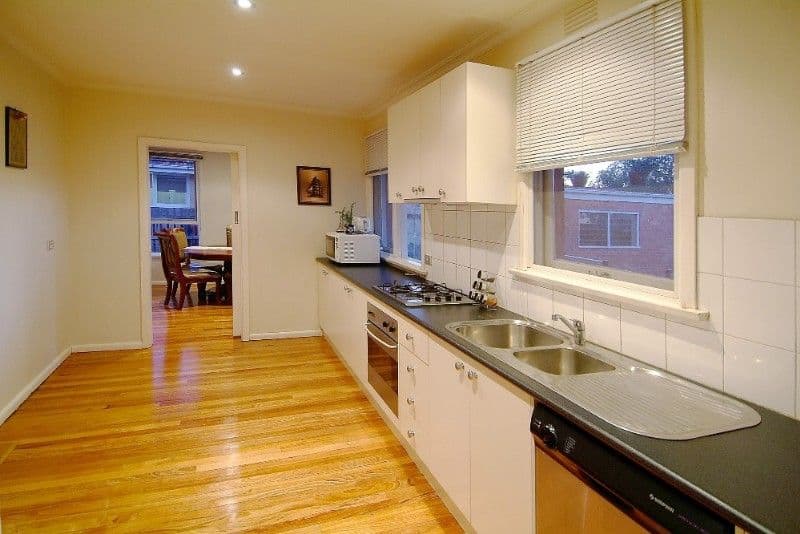 29 Middleton Street, WATSONIA NORTH VIC 3087, Watsonia North - Thumbnail 2