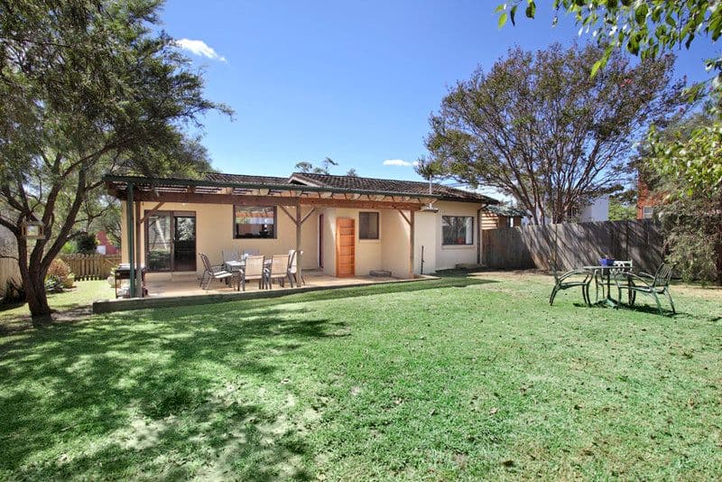20 Canea Cresent, ALLAMBIE HEIGHTS NSW 2100, Allambie Heights - Thumbnail 2