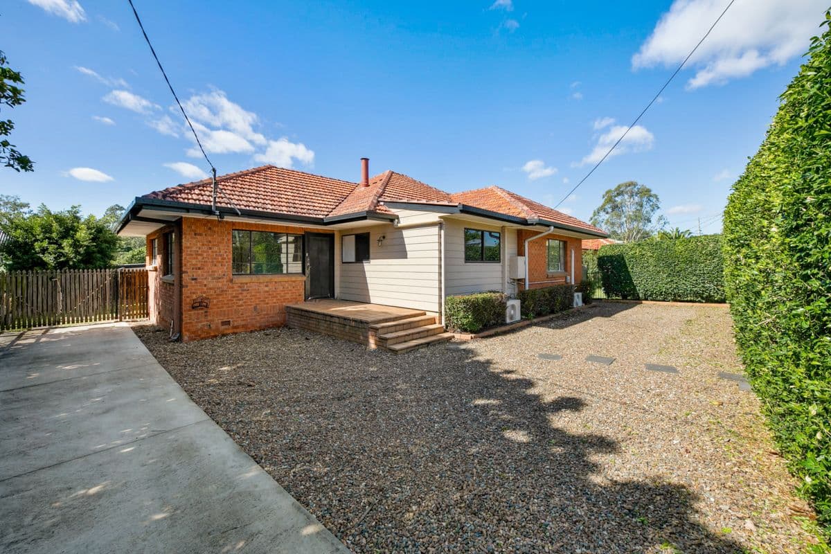 1150 Oxley Road, Oxley QLD 4075, Oxley - Image 1