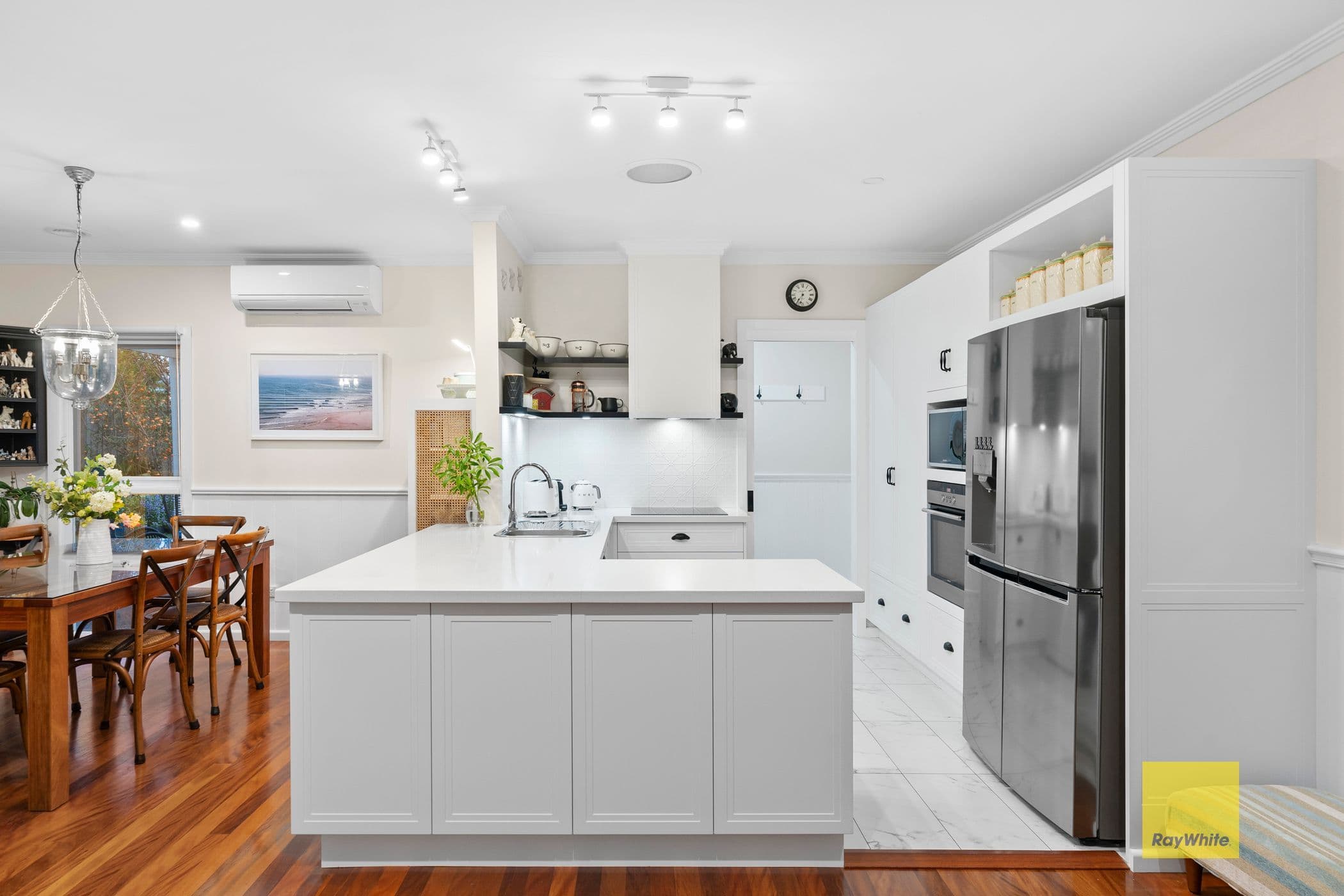 14 Arkana Avenue, Highton VIC 3216, Highton - Thumbnail 2