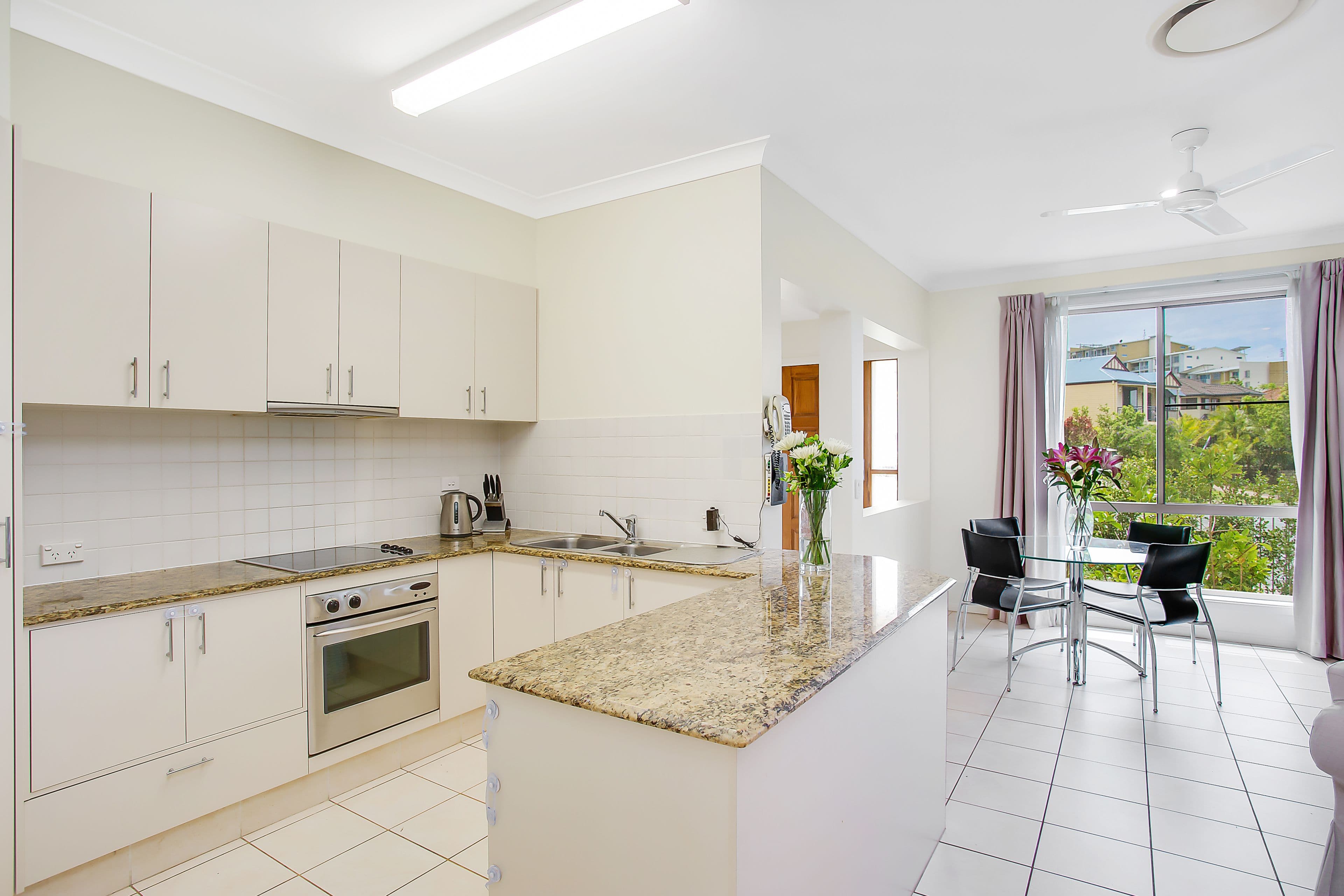 2 Duxton Drive, Varsity Lakes QLD 4227, Varsity Lakes - Thumbnail 3