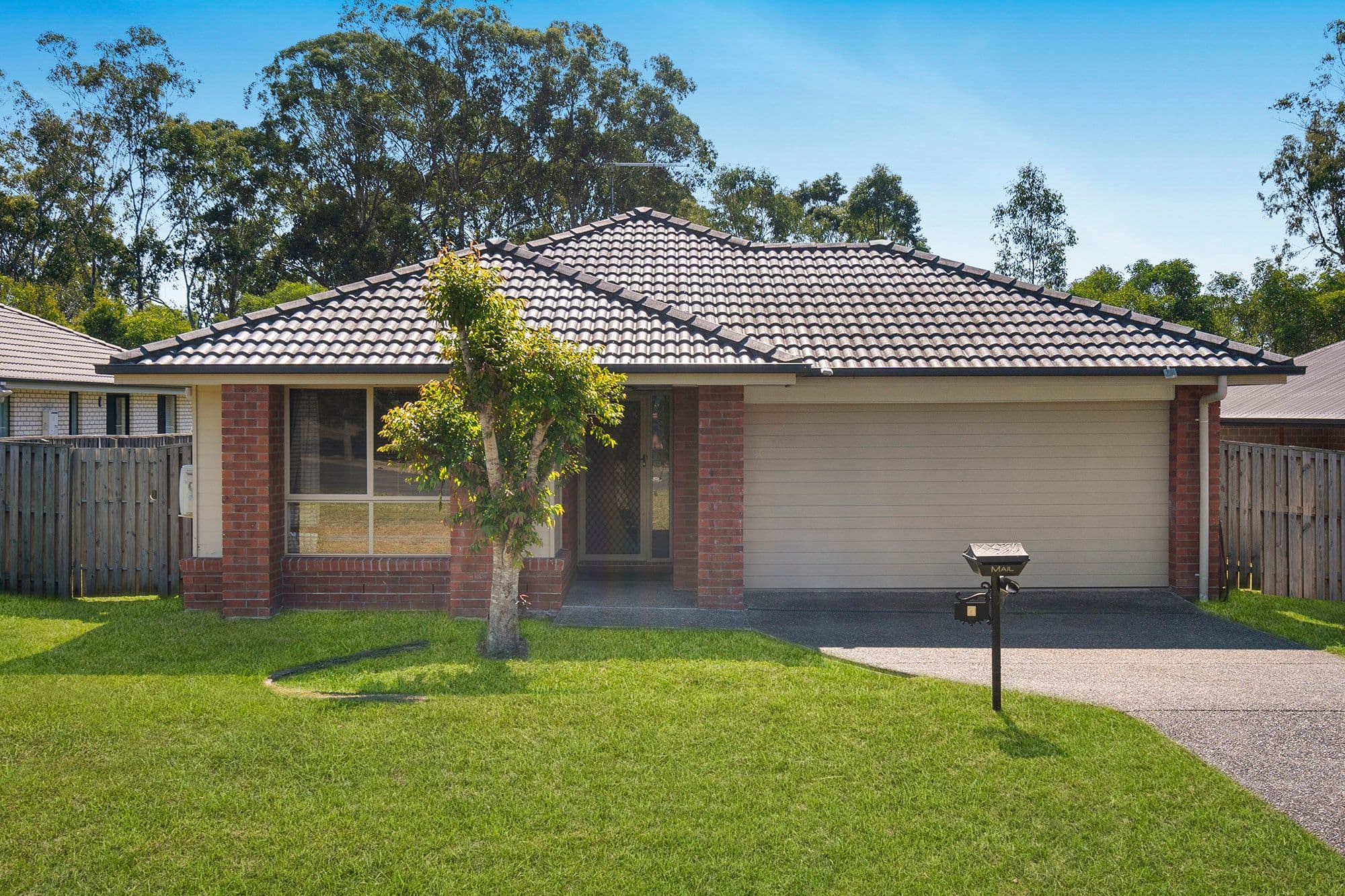 4 Honeywood Drive, Fernvale QLD 4306, Fernvale - Thumbnail 2
