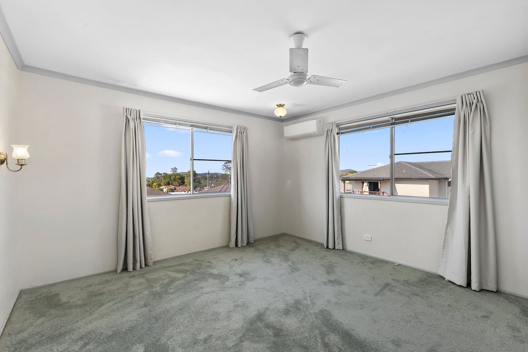 45 Koumala Street, Mansfield QLD 4122, Mansfield - Thumbnail 4