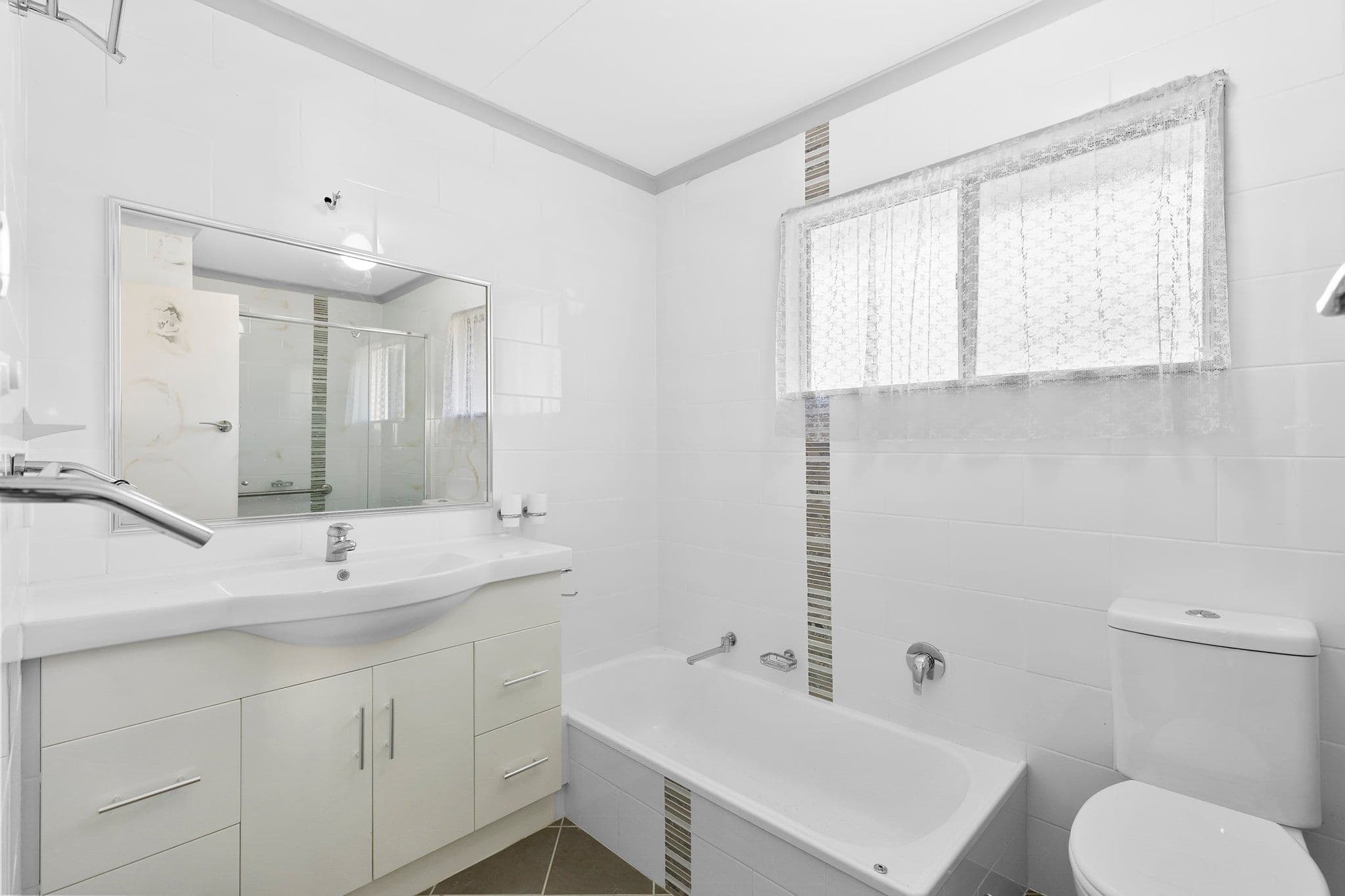 45 Koumala Street, Mansfield QLD 4122, Mansfield - Thumbnail 7