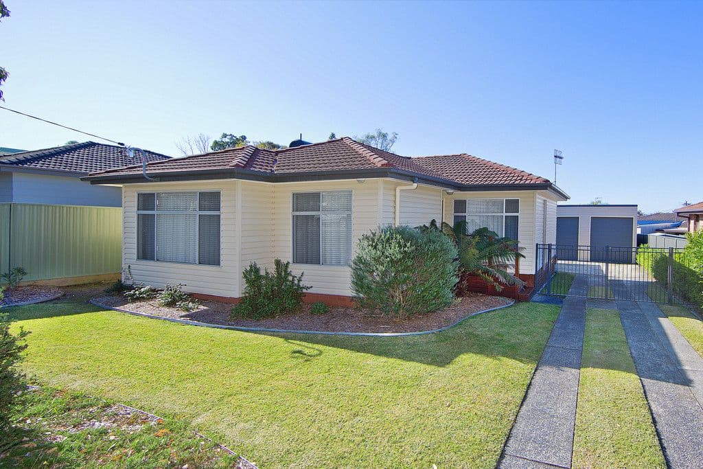 71 Robertson Road, Killarney Vale NSW 2261, Killarney Vale - Image 1