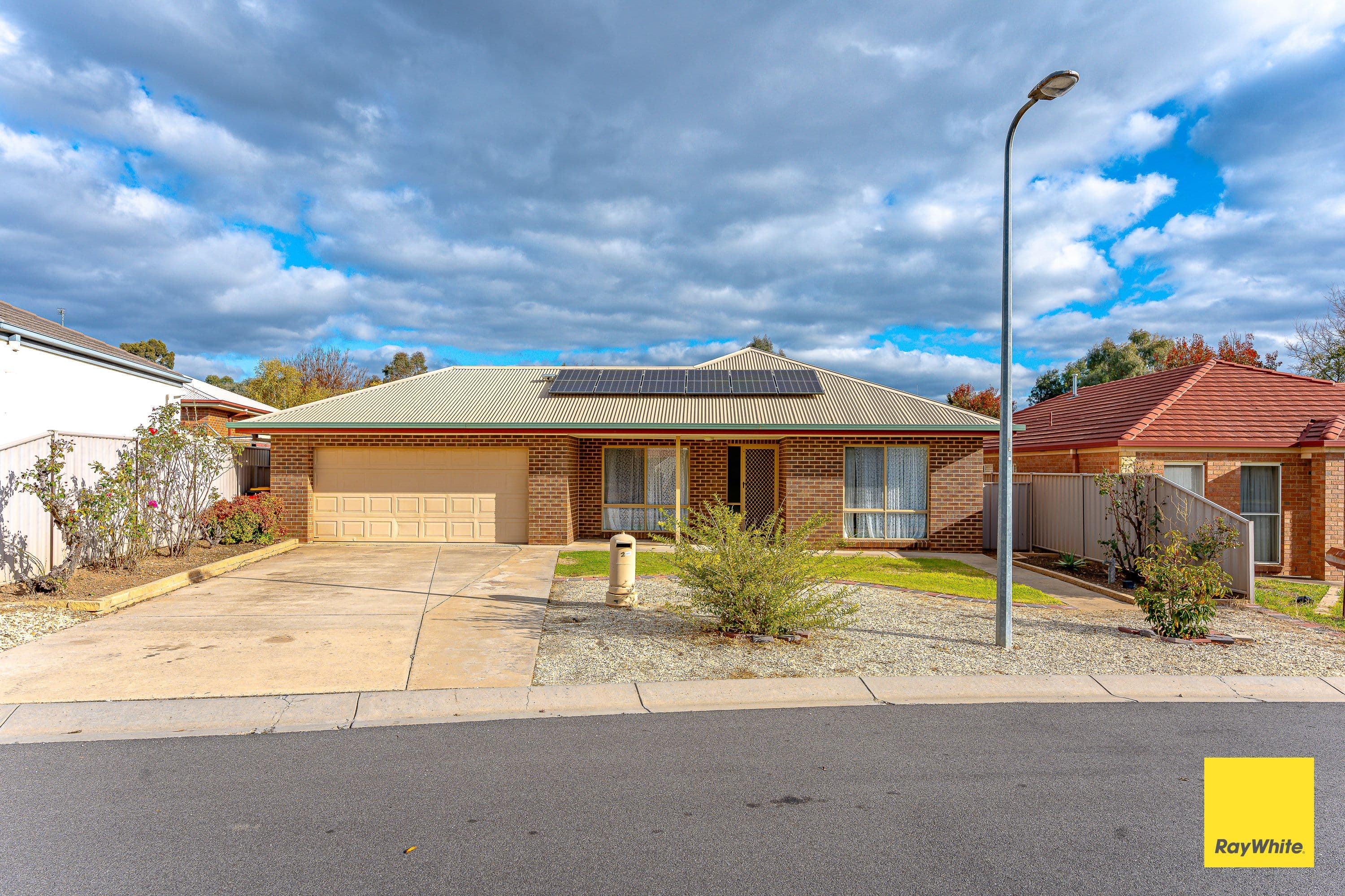 2 Cresthaven Place, Bendigo VIC 3550, East Bendigo - Image 1