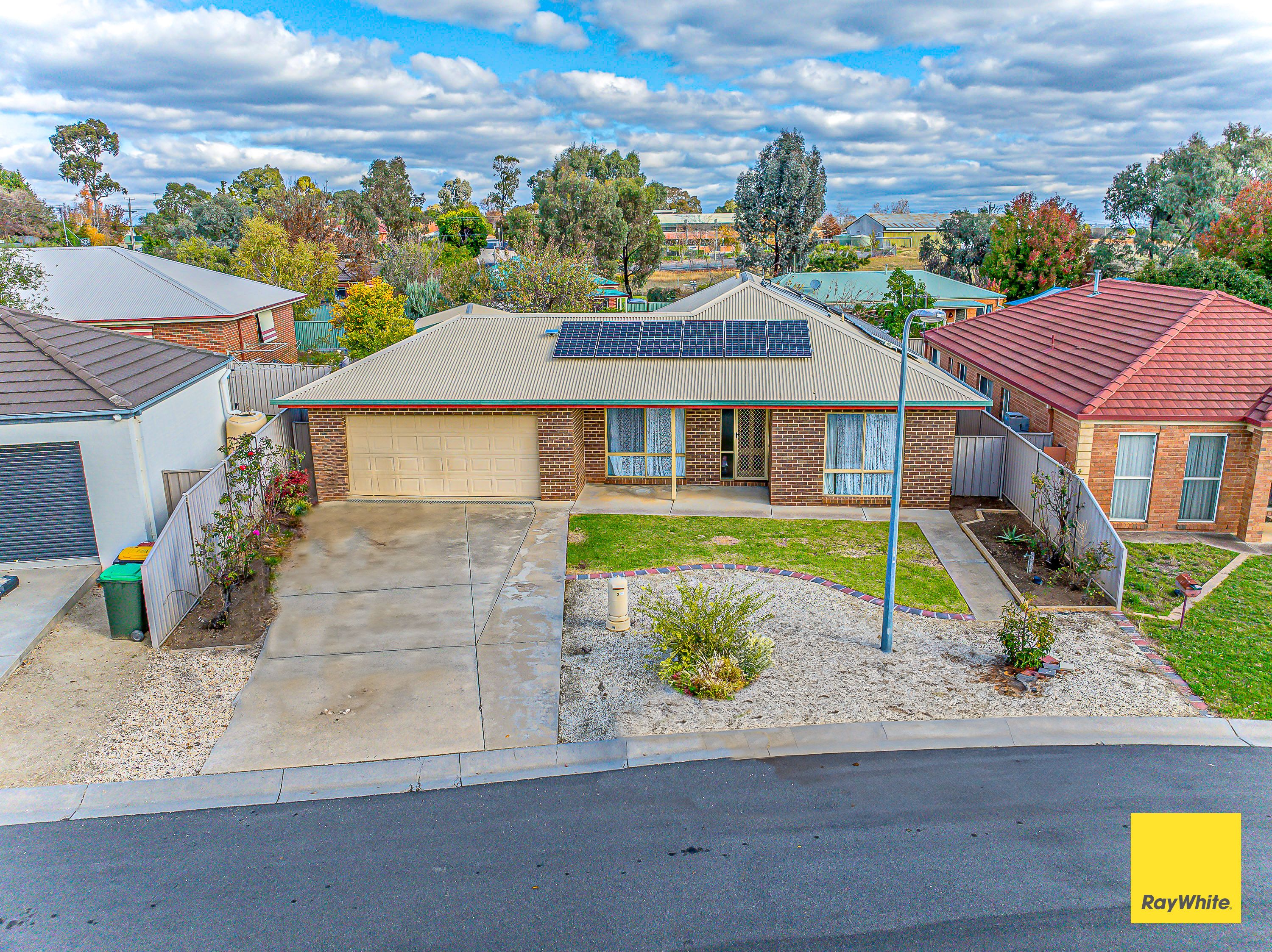 2 Cresthaven Place, Bendigo VIC 3550, East Bendigo - Thumbnail 2