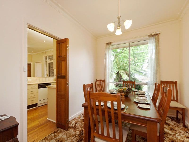 40 Abbin Avenue, BENTLEIGH EAST VIC 3165, Bentleigh East - Thumbnail 3