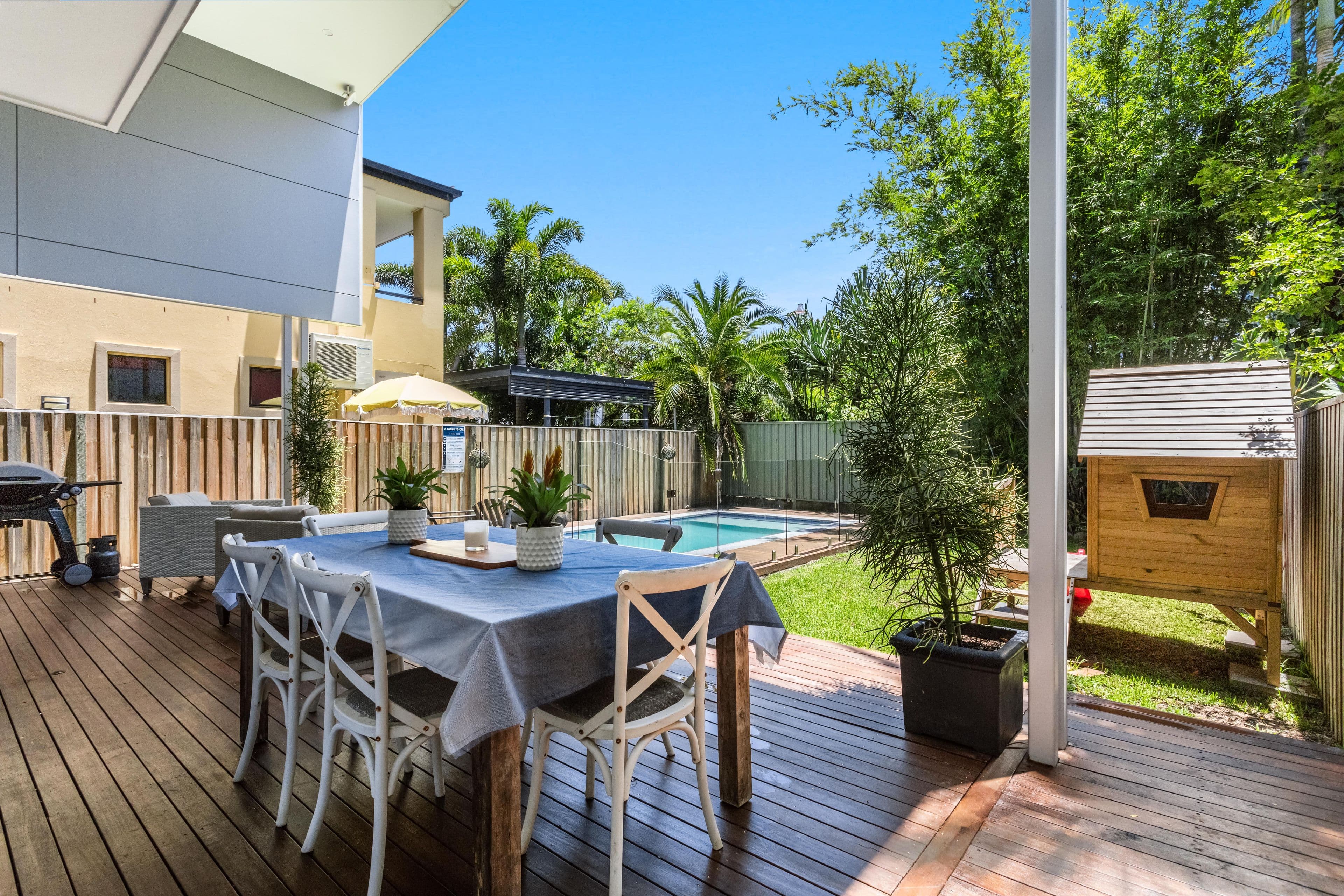 37 Peerless Avenue, Mermaid Beach QLD 4218, Mermaid Beach - Thumbnail 3