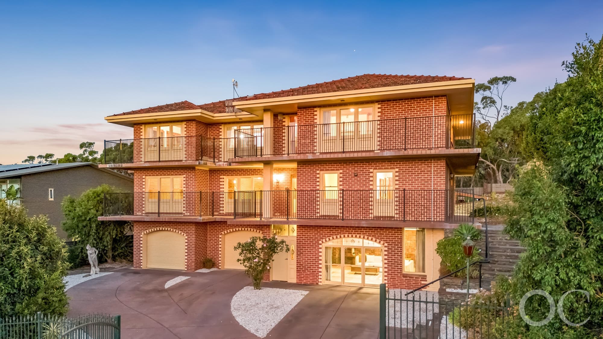 7 Arran Court, Woodforde - Image 1