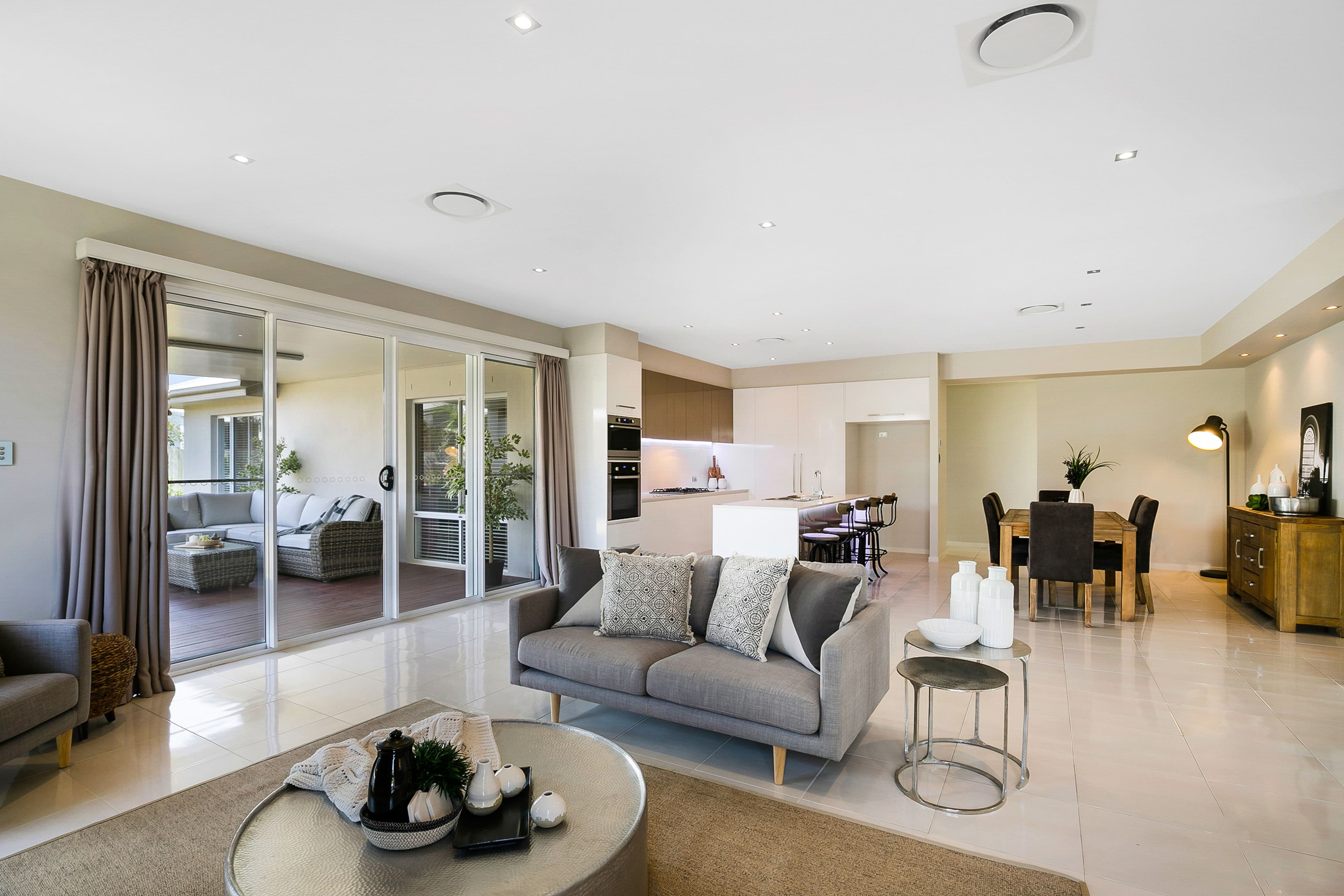 18 Beardsworth Court, Middle Ridge QLD 4350, Middle Ridge - Thumbnail 2
