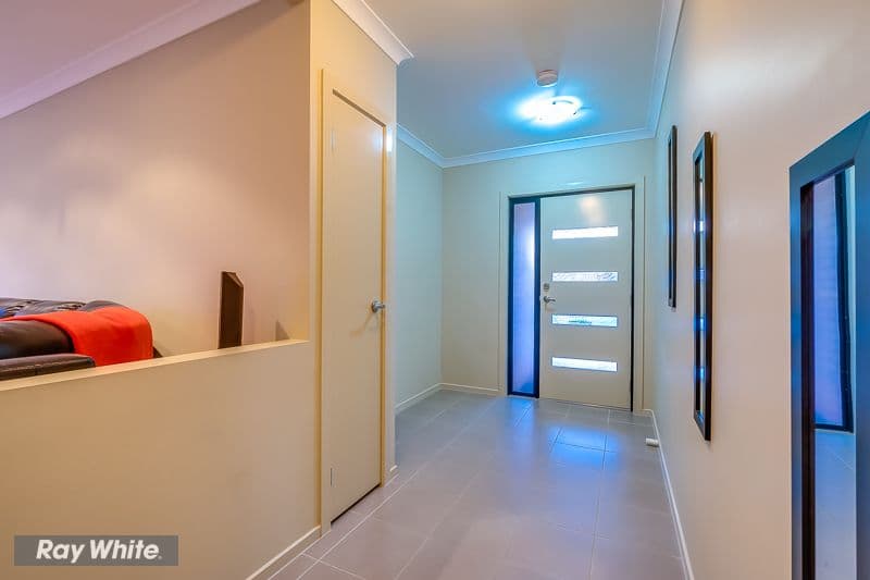 32 Garden view Drive, Tarneit VIC 3029, Tarneit - Thumbnail 2