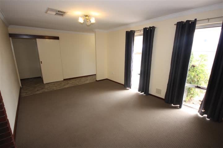 24b Bruce Road, Morley WA 6062, Morley - Thumbnail 2