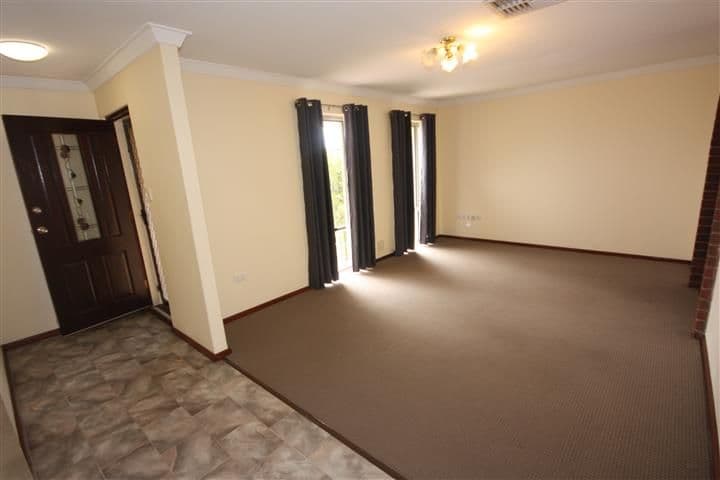 24b Bruce Road, Morley WA 6062, Morley - Thumbnail 3
