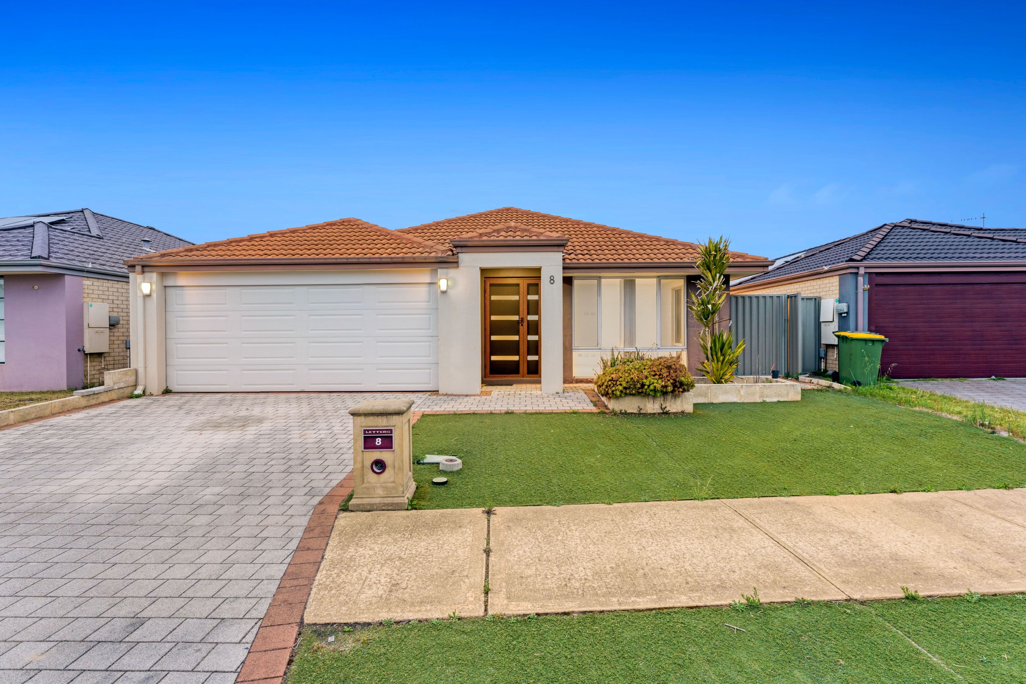 8 Bedbrook Avenue, Piara Waters WA 6112, Piara Waters - Image 1