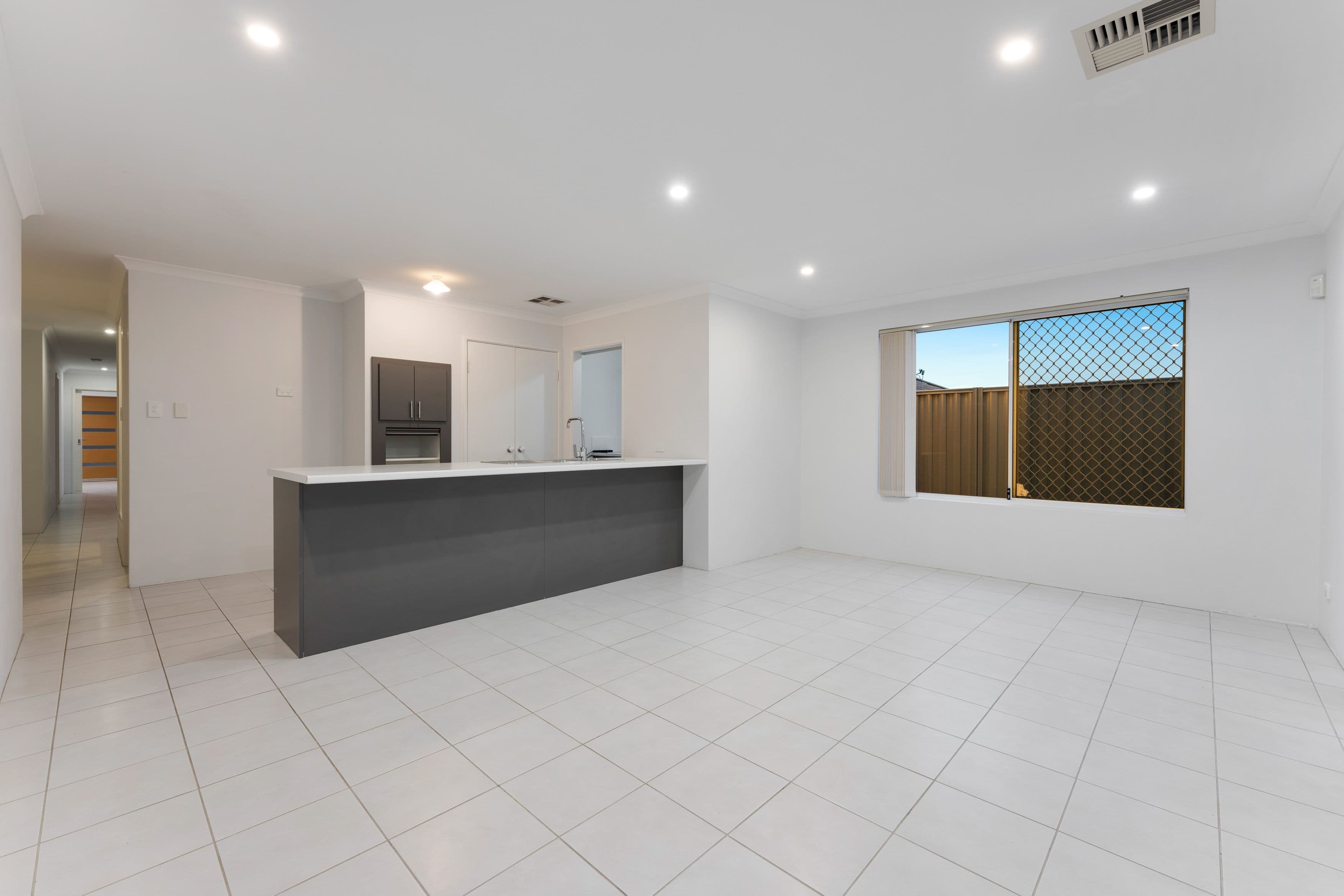 8 Bedbrook Avenue, Piara Waters WA 6112, Piara Waters - Thumbnail 6