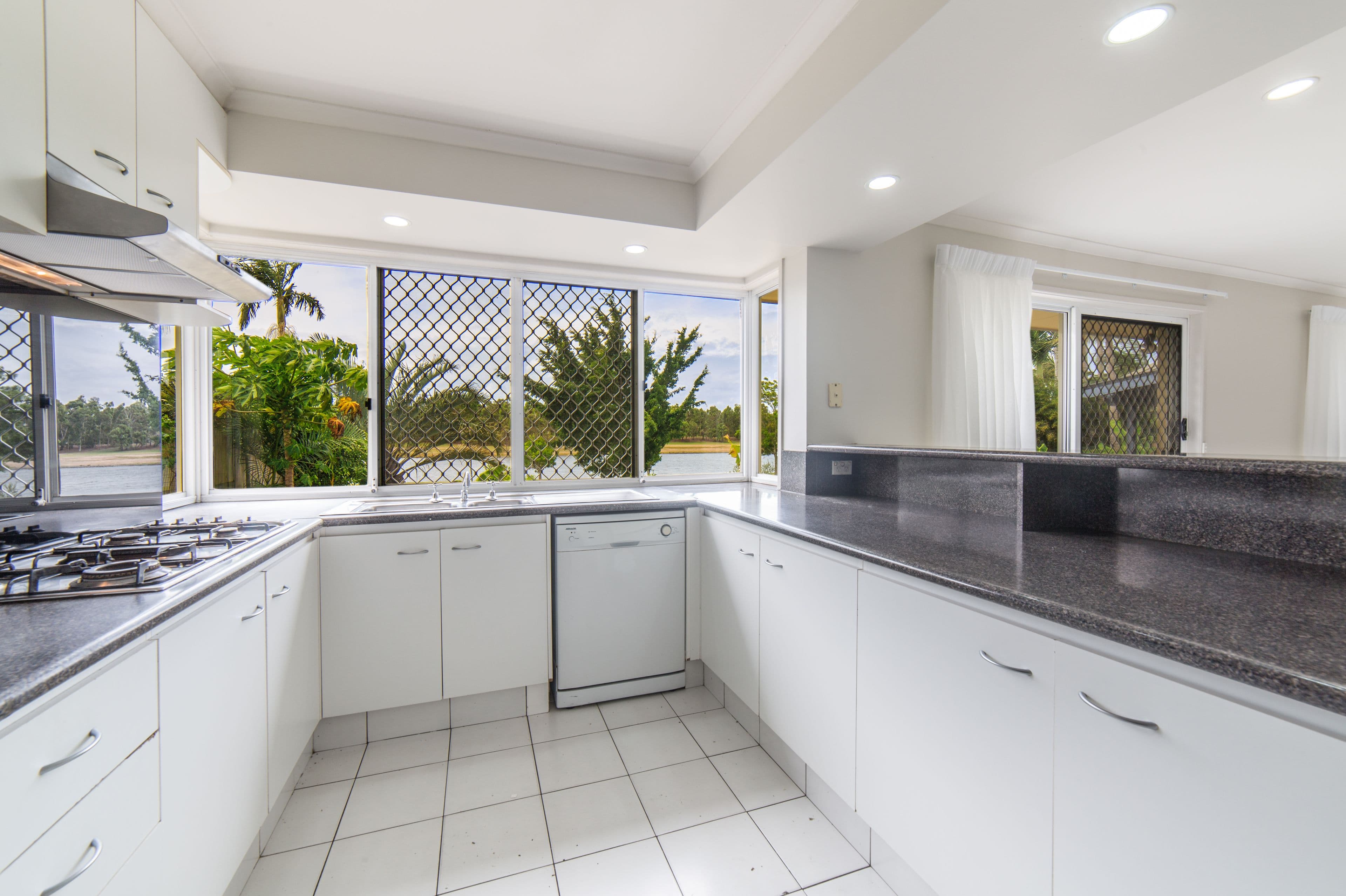 101 Cabana Boulevard, Benowa Waters QLD 4217, Benowa - Thumbnail 6
