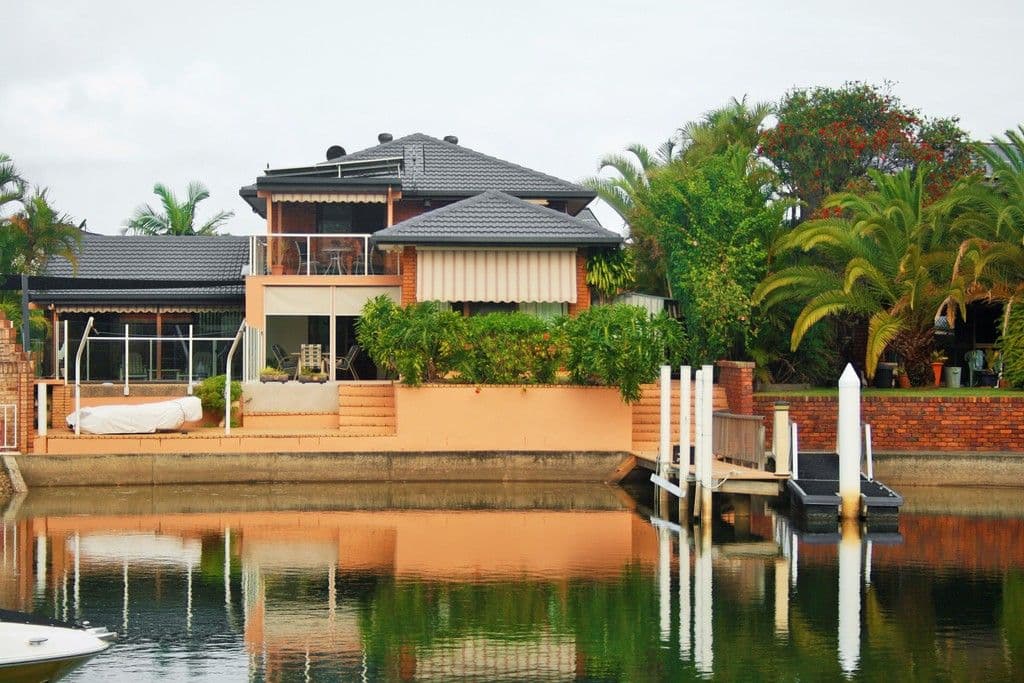 16 Daru Avenue, Runaway Bay QLD 4216, Runaway Bay - Thumbnail 2