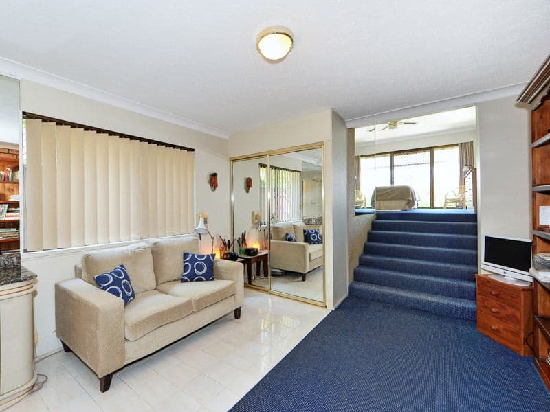 16 Daru Avenue, Runaway Bay QLD 4216, Runaway Bay - Thumbnail 6