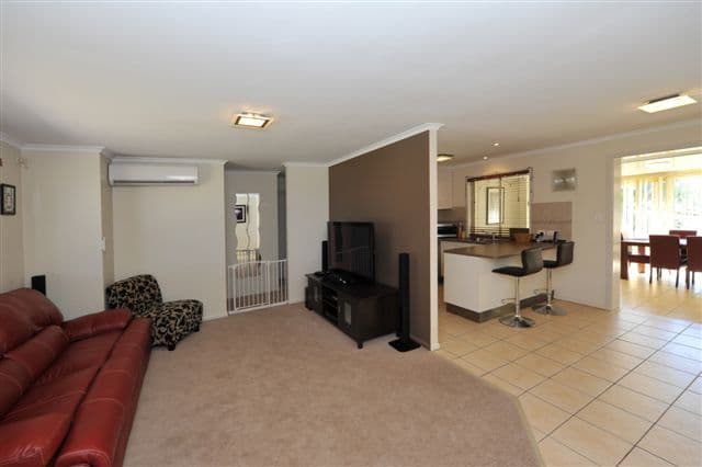 13 Beechcraft Court, WILSONTON QLD 4350, Wilsonton - Thumbnail 3