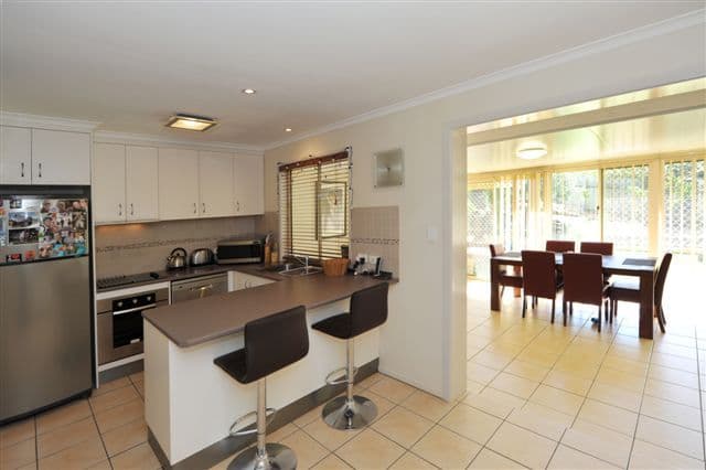13 Beechcraft Court, WILSONTON QLD 4350, Wilsonton - Thumbnail 6