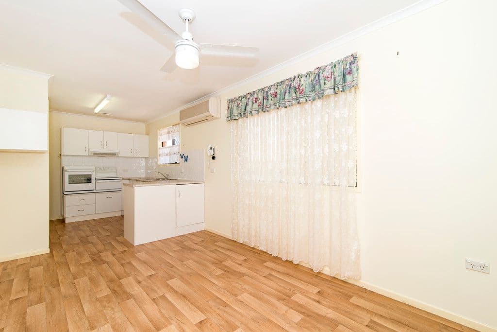 1 Nugent Crescent, Wilsonton QLD 4350, Wilsonton - Thumbnail 3