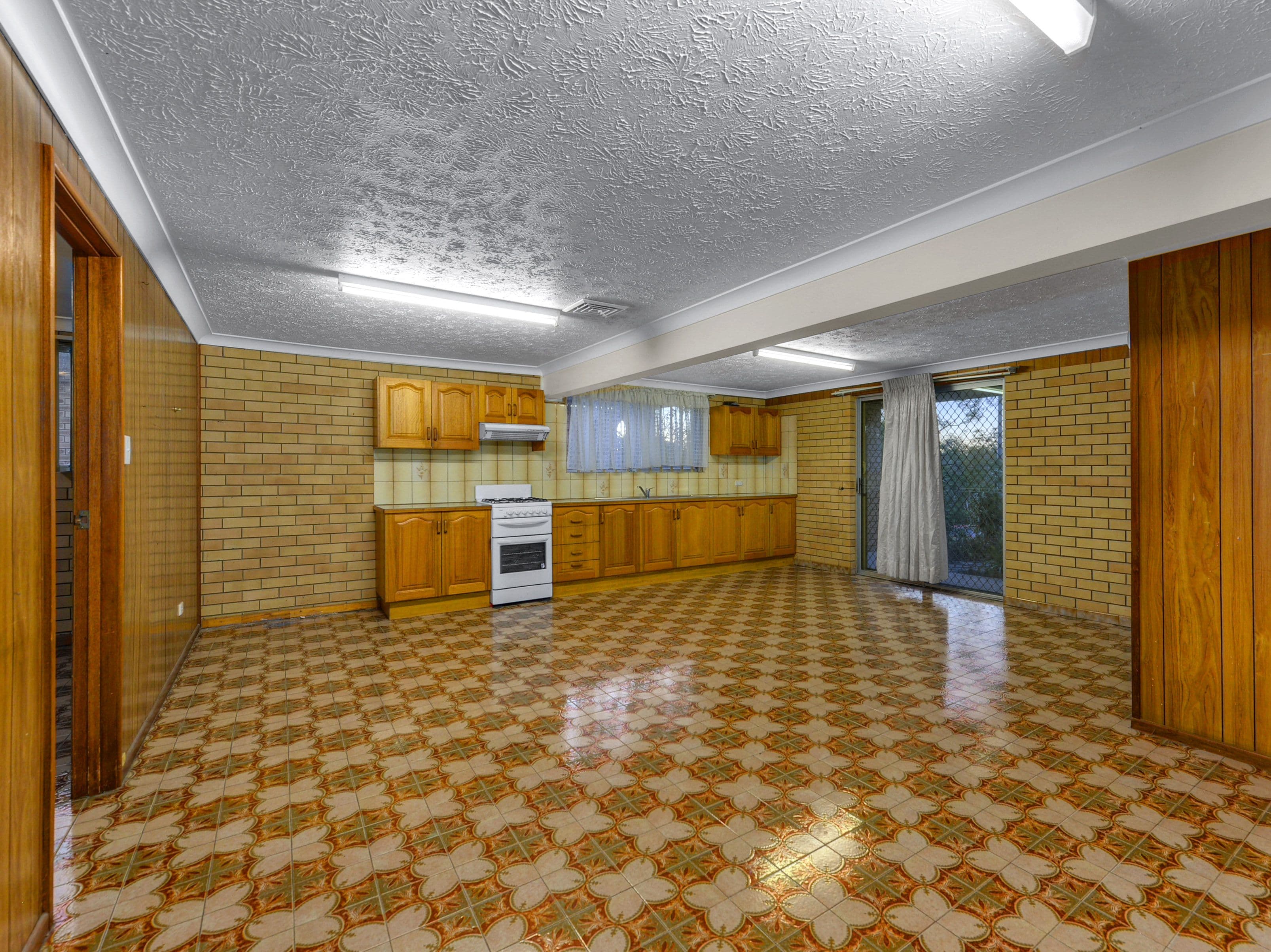 984 Rode Road, McDowall QLD 4053, McDowall - Thumbnail 2