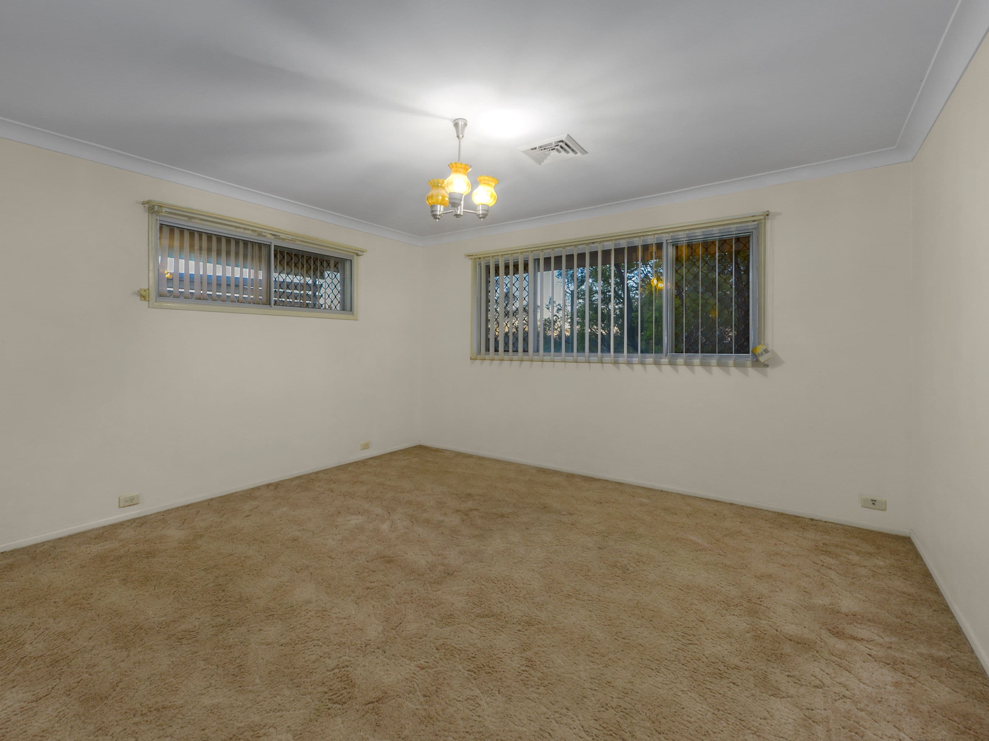 984 Rode Road, McDowall QLD 4053, McDowall - Thumbnail 4