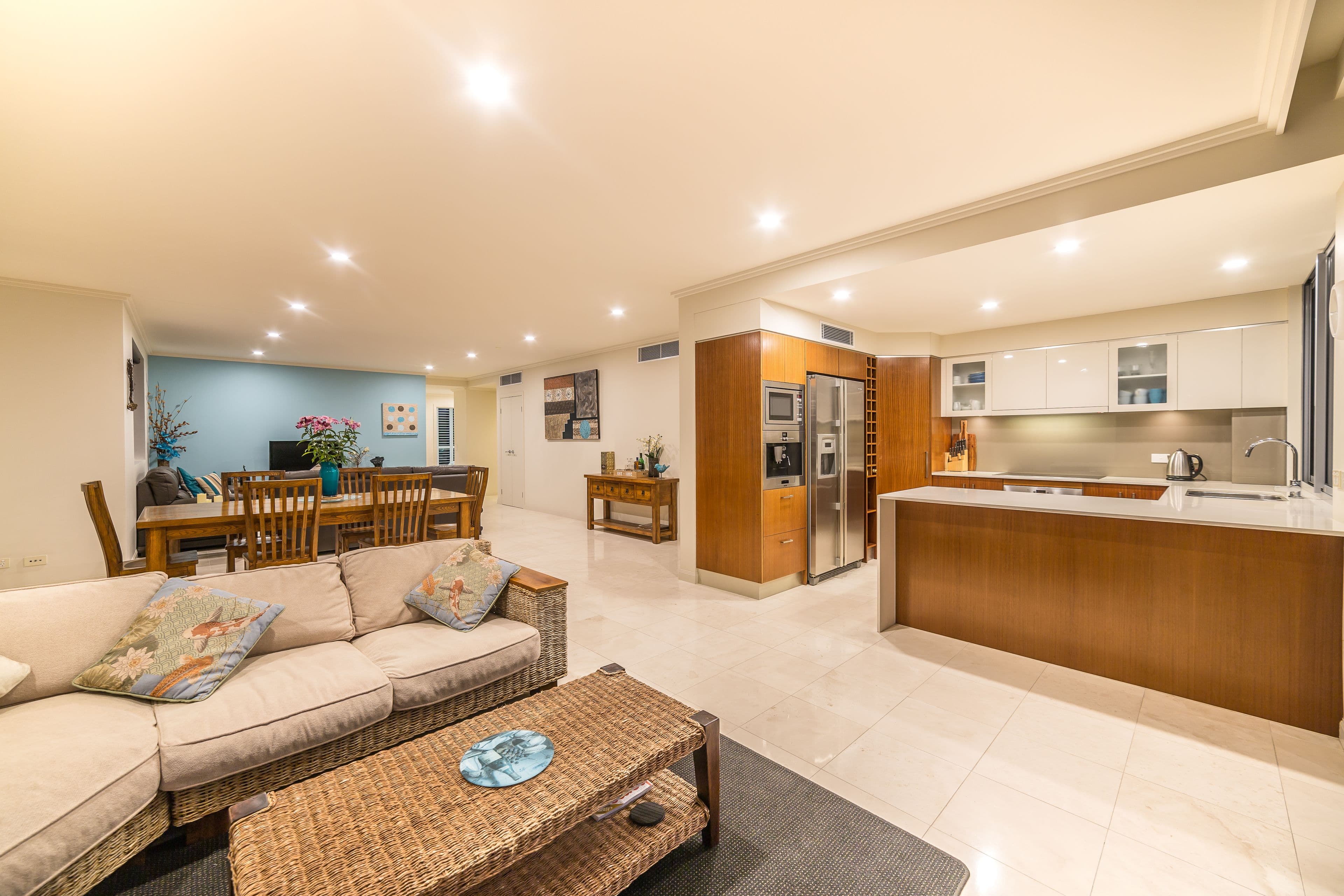 68-70 Sunset Boulevard, Surfers Paradise QLD 4217, Surfers Paradise - Thumbnail 3