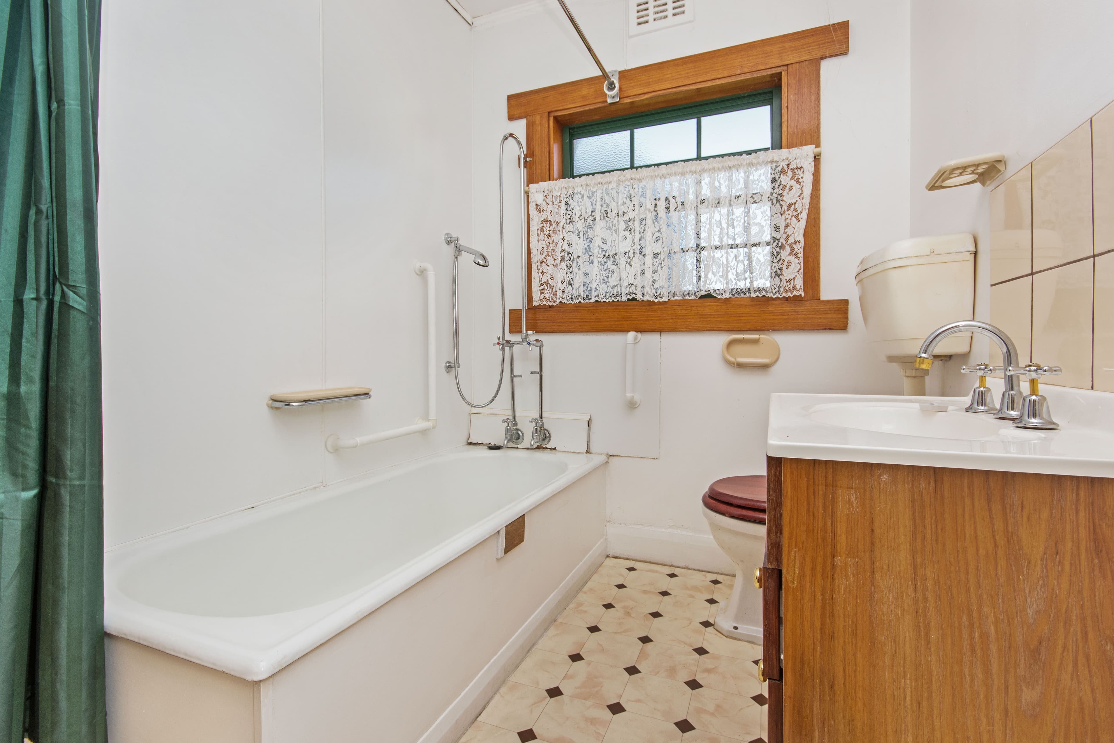 36 Conway Street, Mowbray TAS 7248, Mowbray - Thumbnail 6