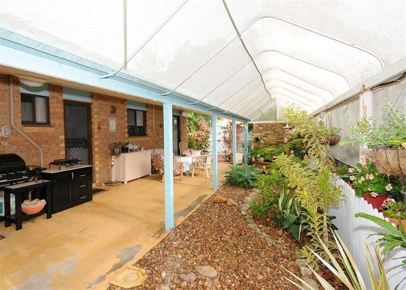 16 Preston Street, POINT VERNON QLD 4655, Point Vernon - Thumbnail 4
