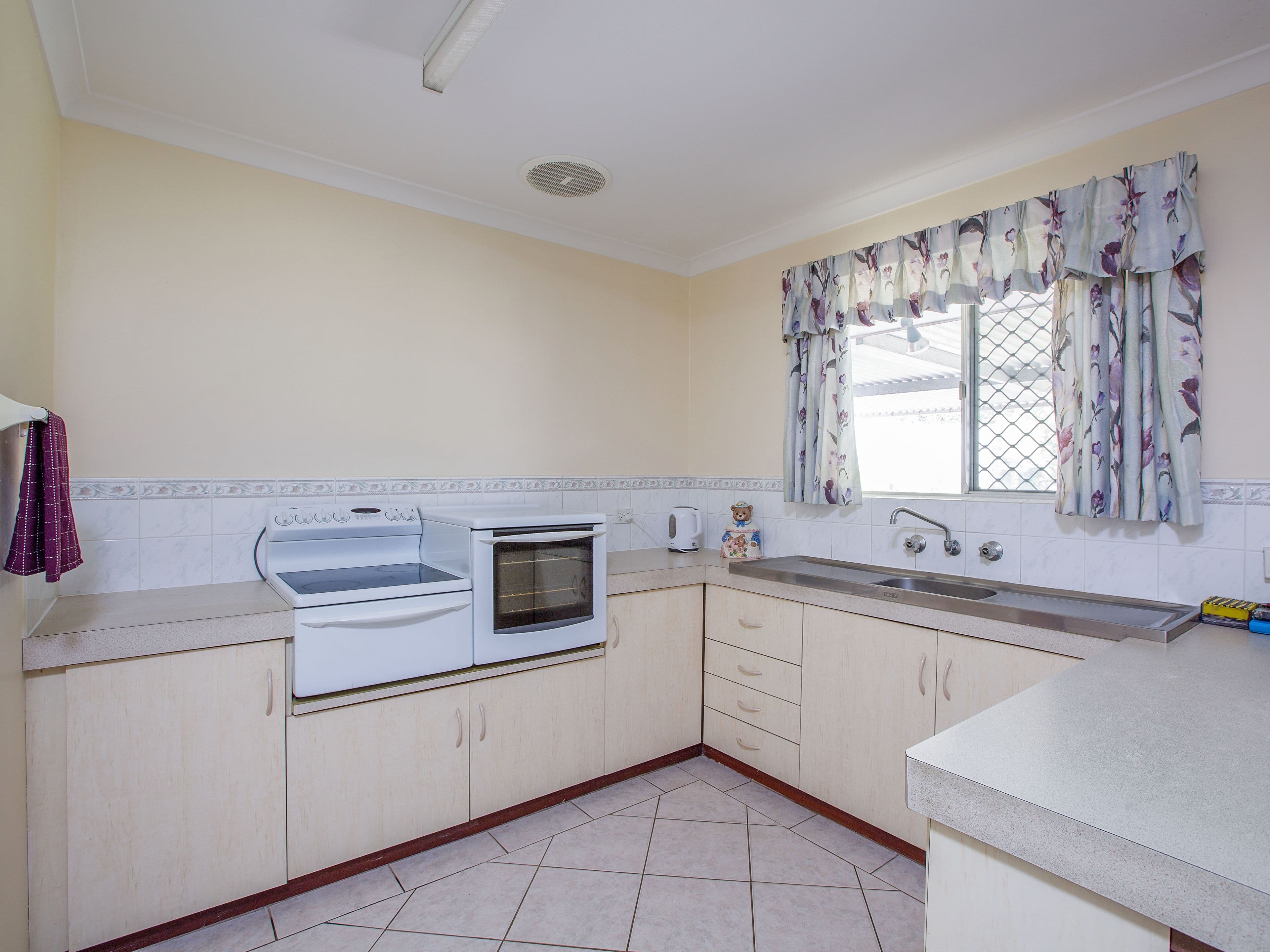 112 Hamilton Road, Eaton WA 6232, Eaton - Thumbnail 5