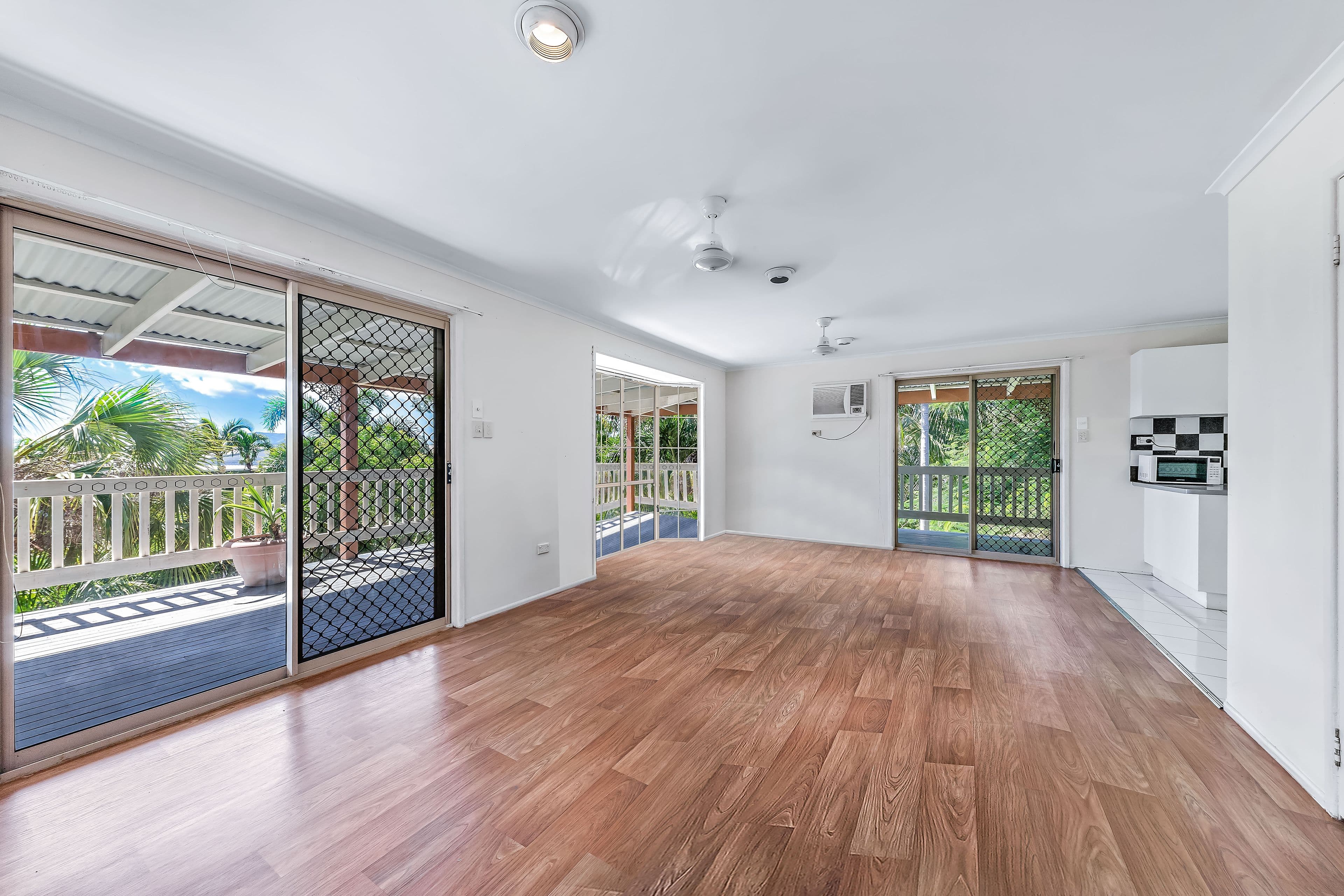 3 Rattray Avenue, Hideaway Bay QLD 4800, Hideaway Bay - Image 1