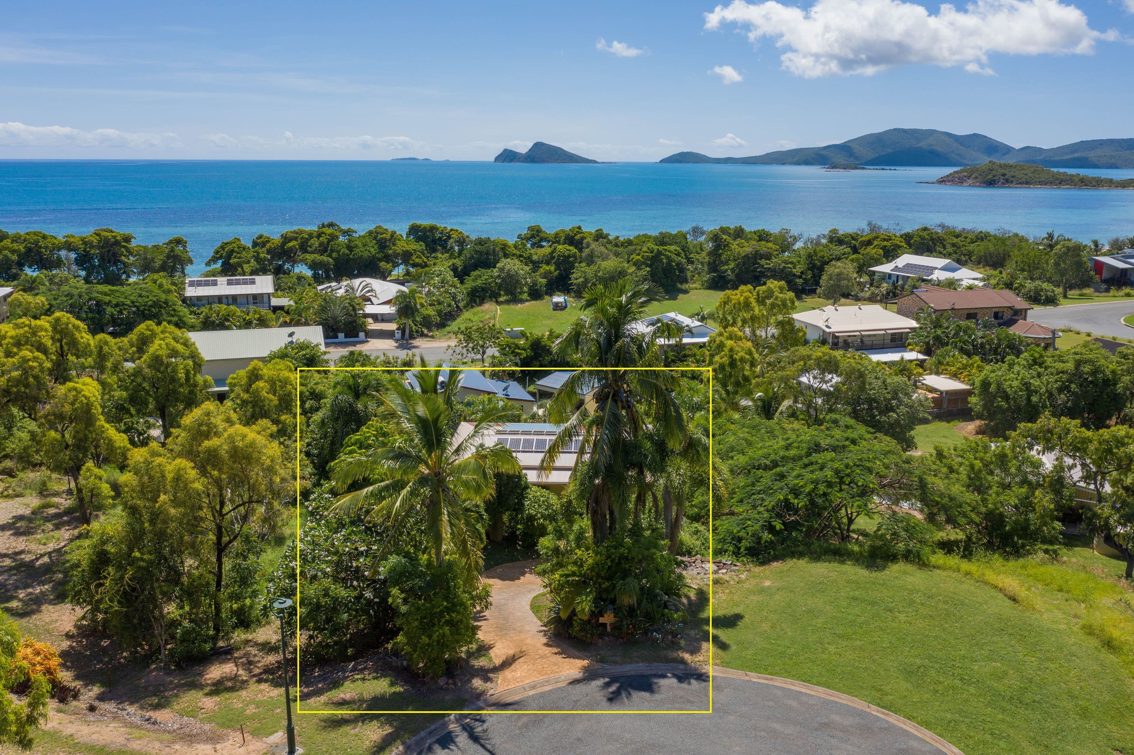 3 Rattray Avenue, Hideaway Bay QLD 4800, Hideaway Bay - Thumbnail 2