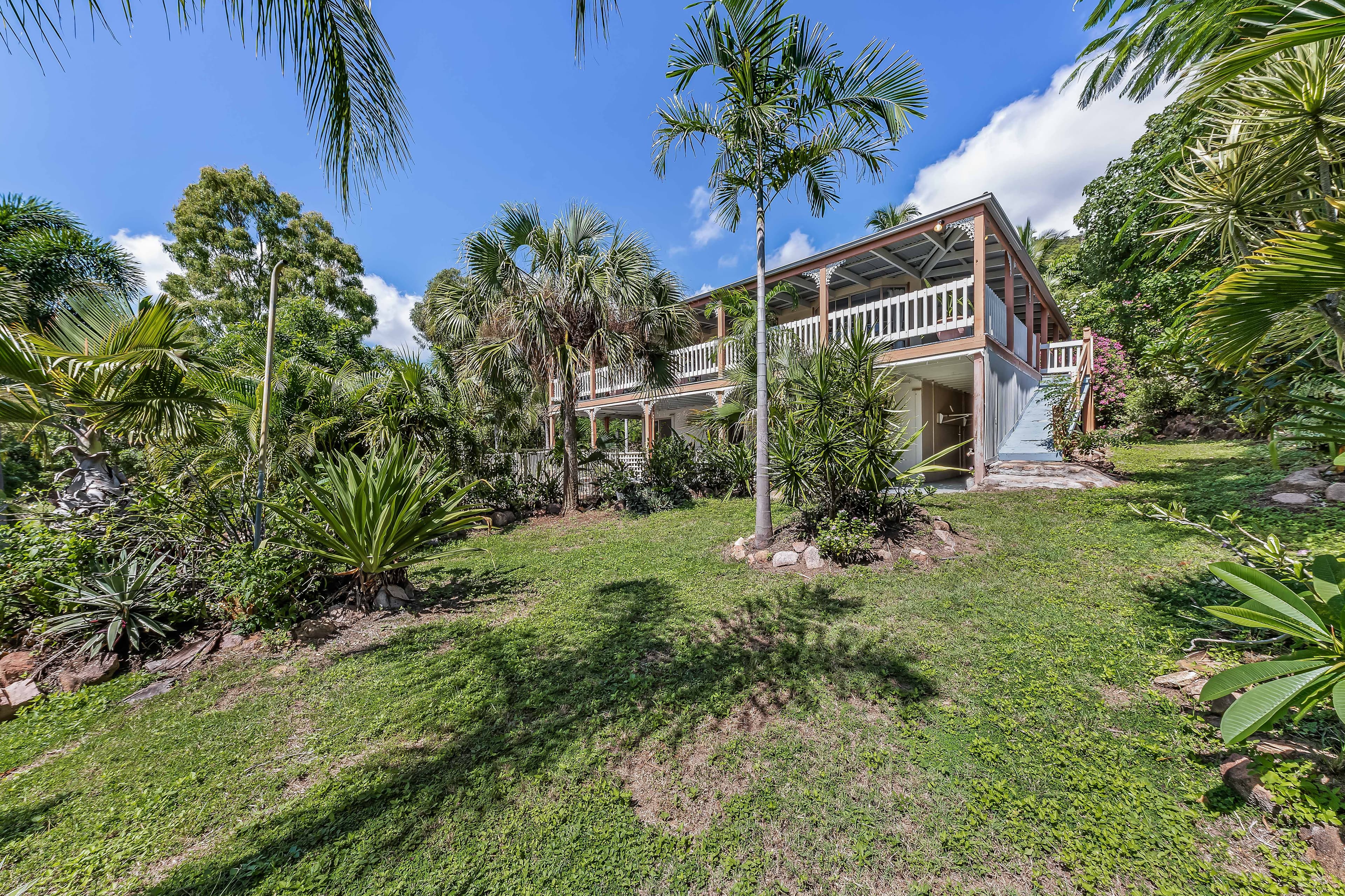 3 Rattray Avenue, Hideaway Bay QLD 4800, Hideaway Bay - Thumbnail 5