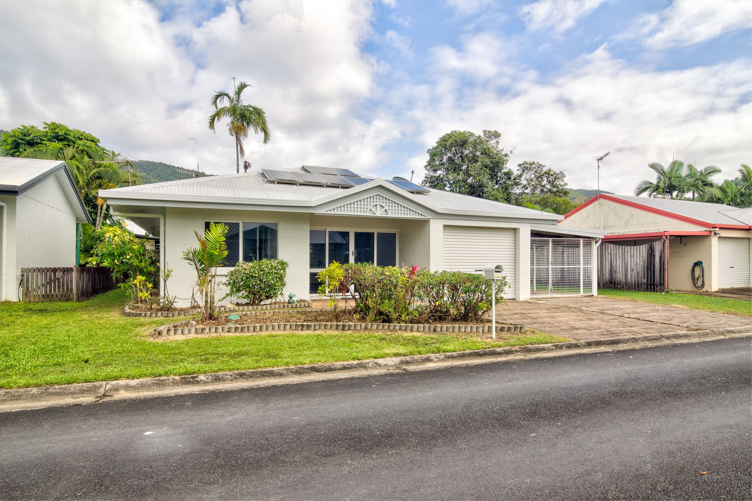 2-6 Kamerunga Villas, Lake Placid, Caravonica QLD 4878, Caravonica - Image 1