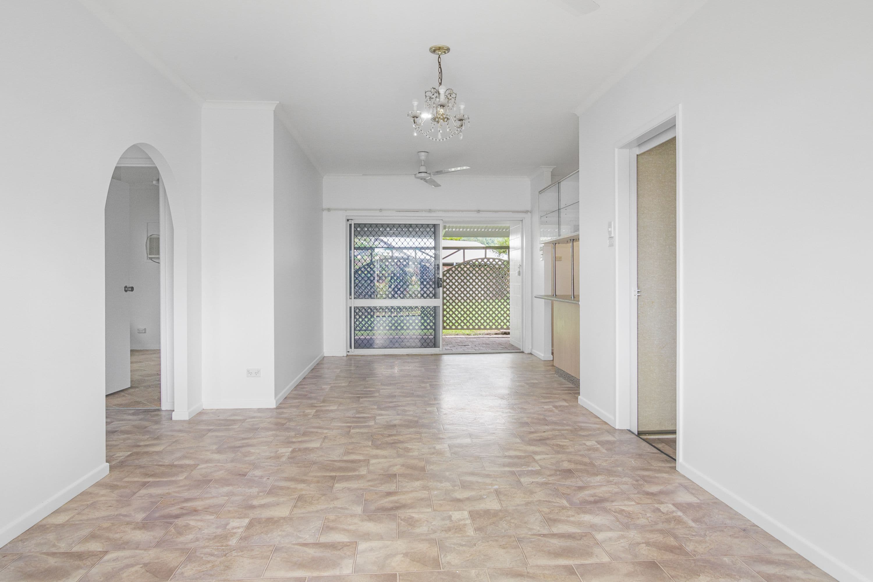 2-6 Kamerunga Villas, Lake Placid, Caravonica QLD 4878, Caravonica - Thumbnail 5