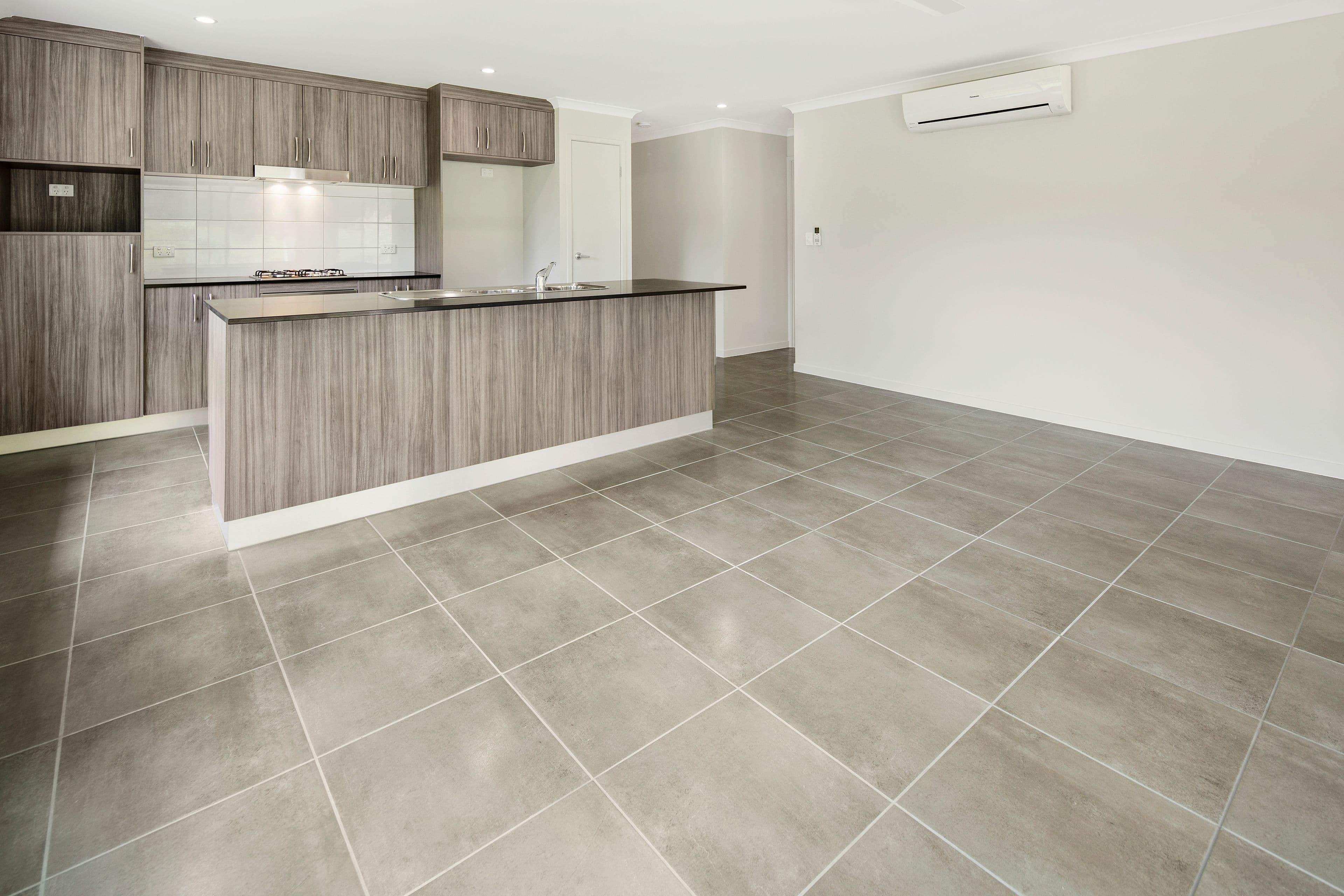 12 Sunset Drive, Jubilee Pocket QLD 4802, Jubilee Pocket - Thumbnail 4