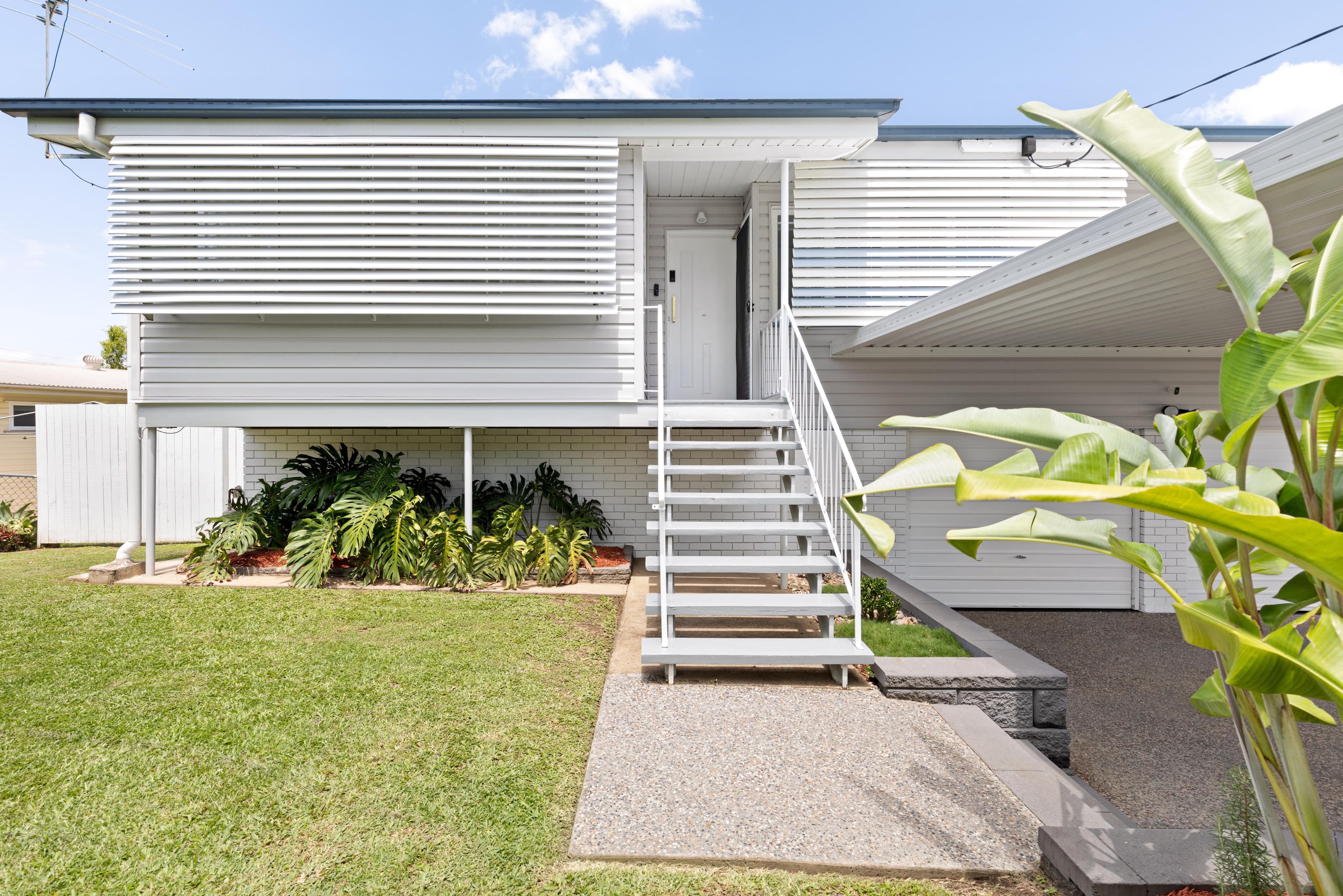 9 Brewster Street, Stafford Heights QLD 4053, Stafford Heights - Thumbnail 2