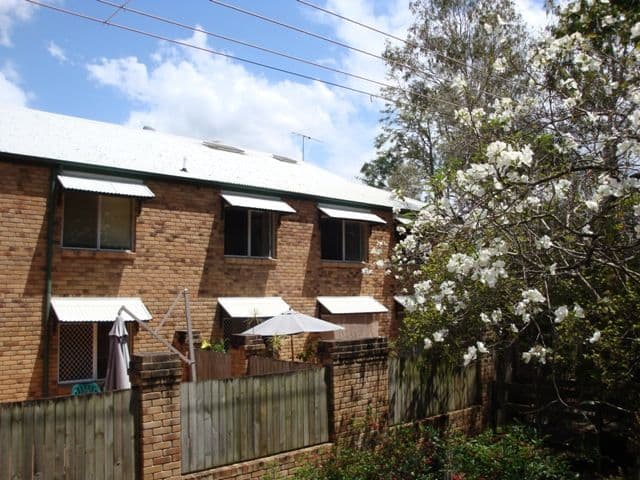 29  Vincent Street, INDOOROOPILLY QLD 4068, Indooroopilly - Thumbnail 2