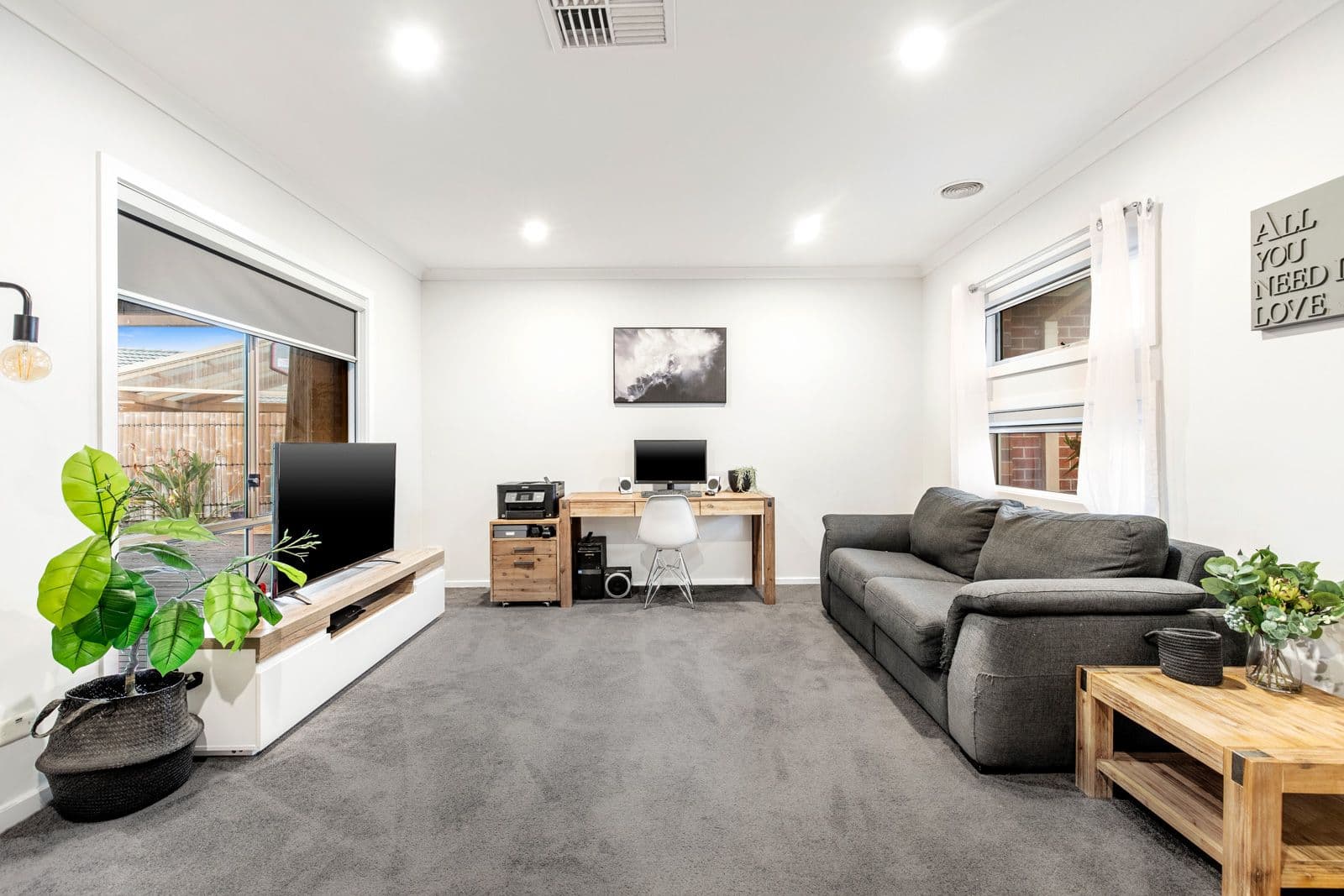 141 Thames Boulevard, Tarneit VIC 3029, Tarneit - Thumbnail 2