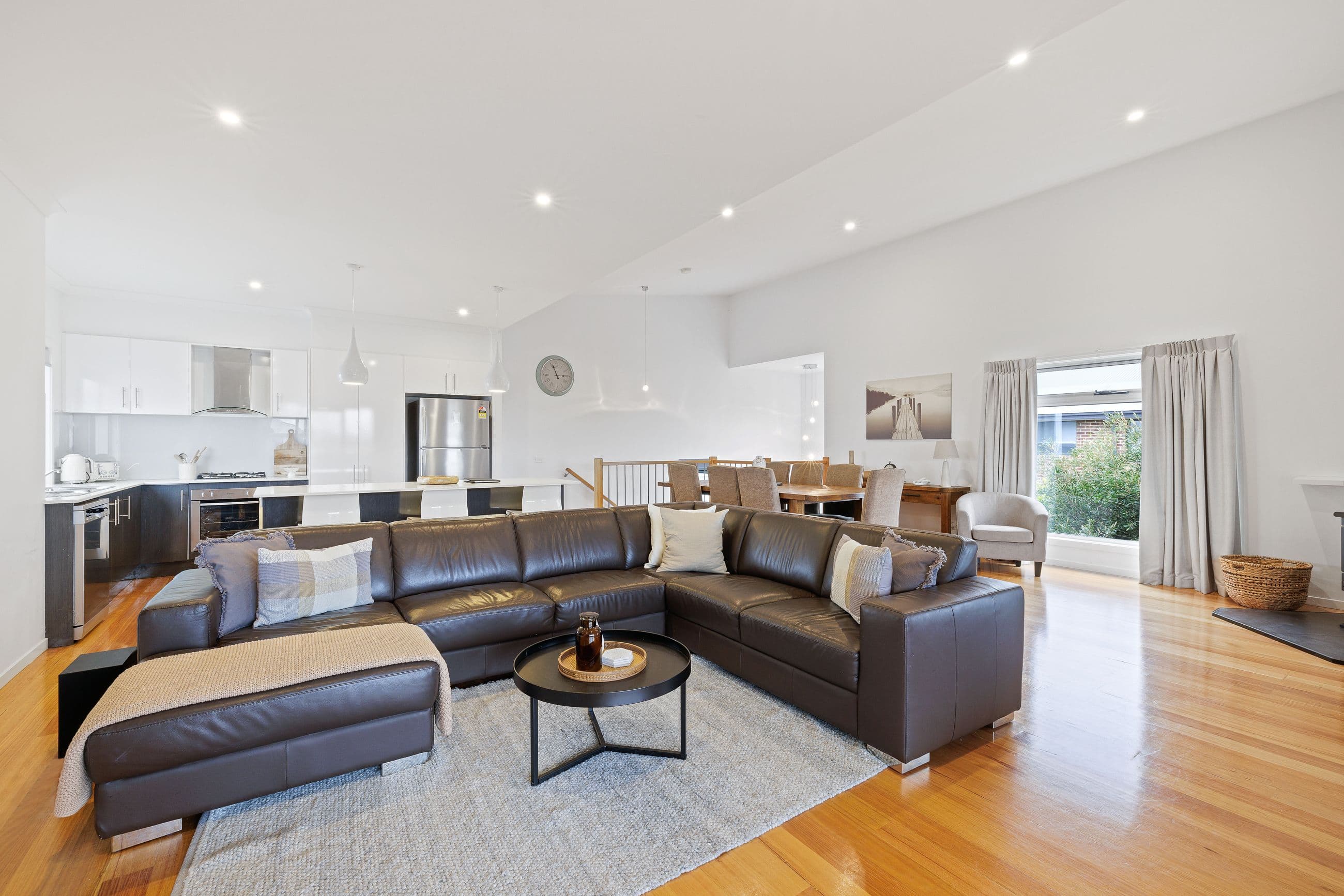 33 Grampian Boulevard, Cowes VIC 3922, Cowes - Thumbnail 2