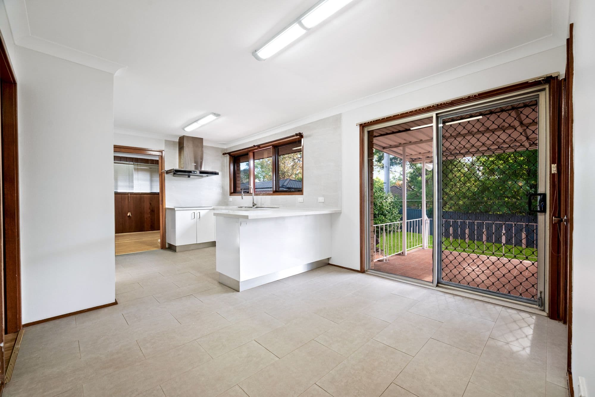 4 Sandra Place, Ingleburn NSW 2565, Ingleburn - Thumbnail 3