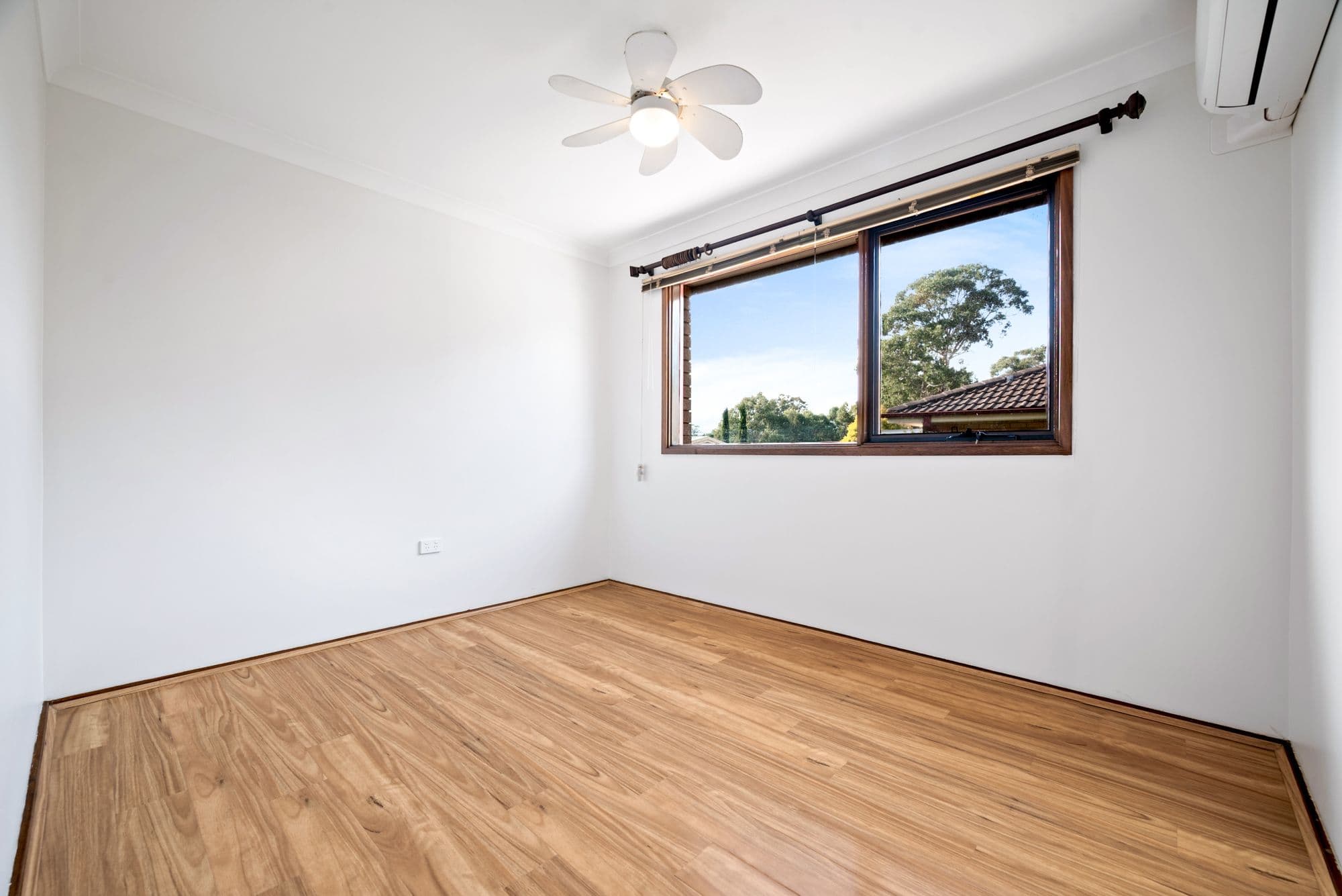 4 Sandra Place, Ingleburn NSW 2565, Ingleburn - Thumbnail 6