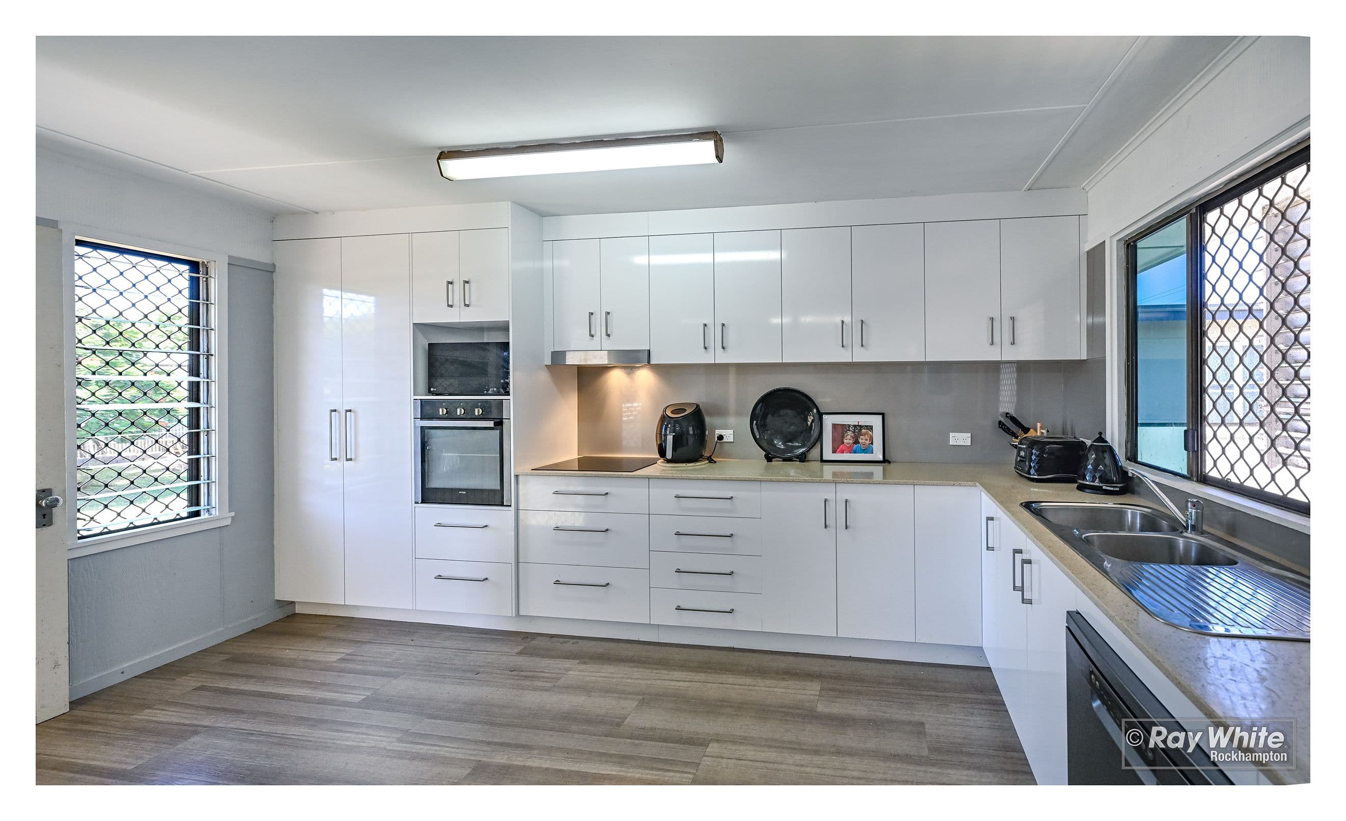 116 Alexandra Street, Kawana QLD 4701, Kawana - Thumbnail 3