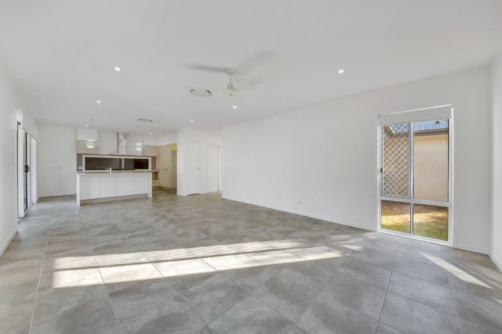 4 Florey Place, Kirkwood QLD 4680, Kirkwood - Thumbnail 4